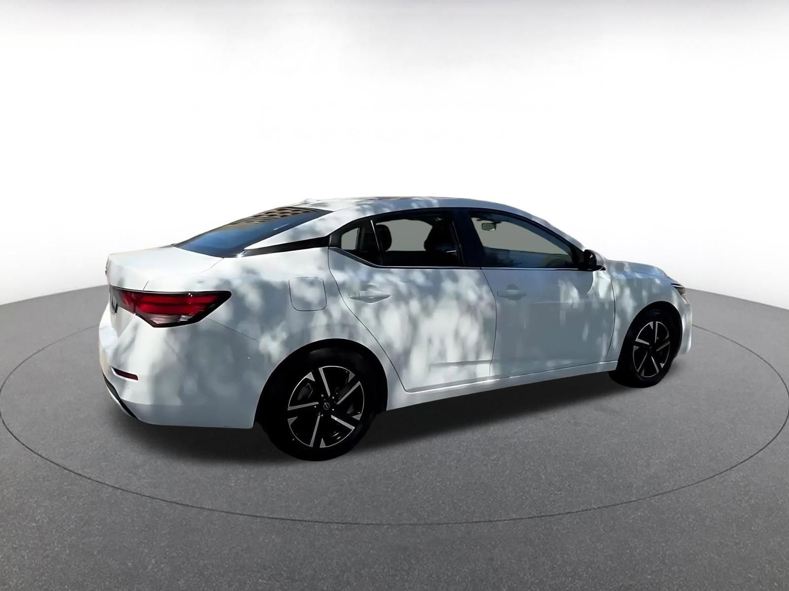 Thumbnail: 2025 Nissan Sentra - 15
