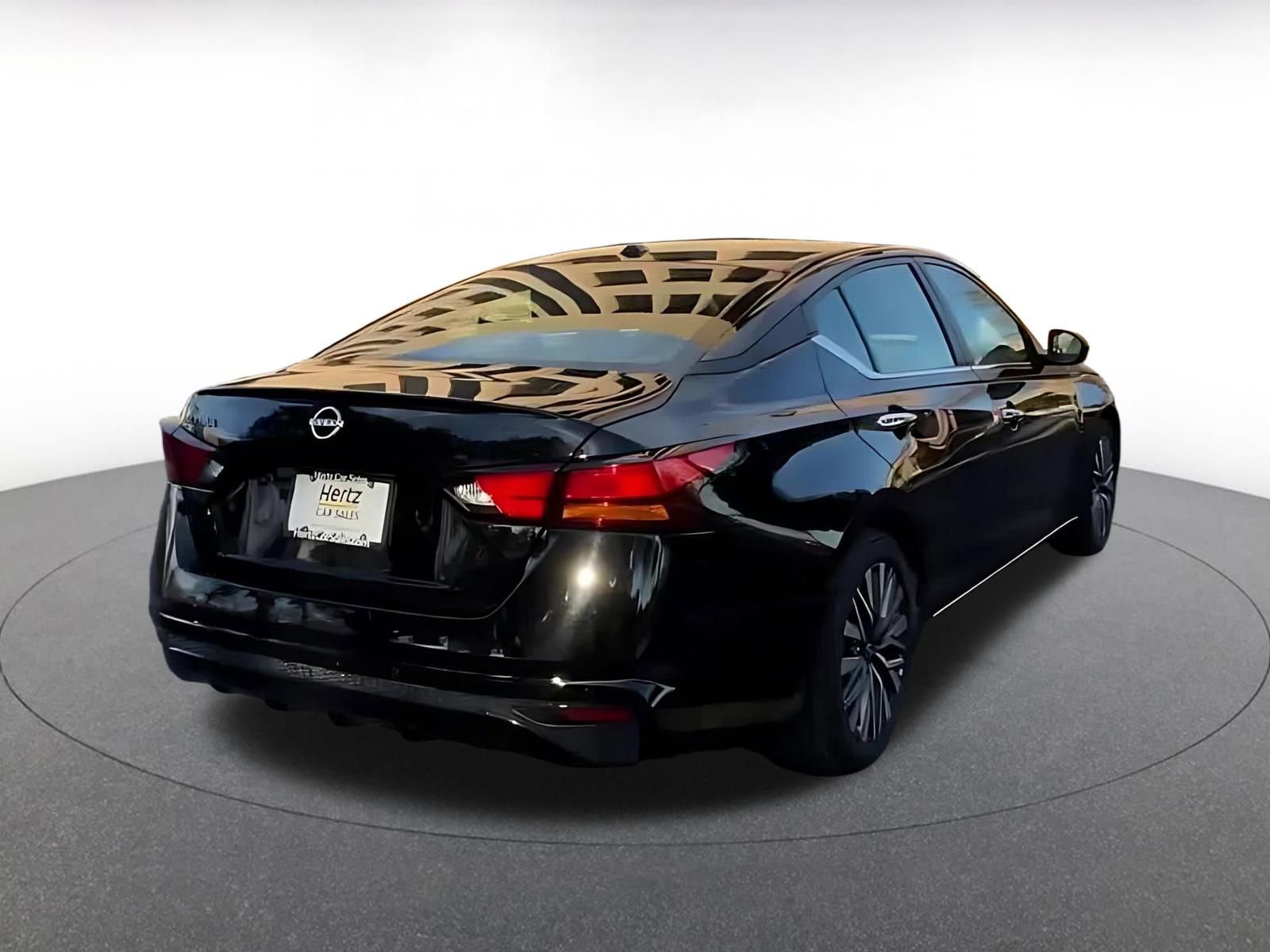 Thumbnail: 2025 Nissan Altima - 13