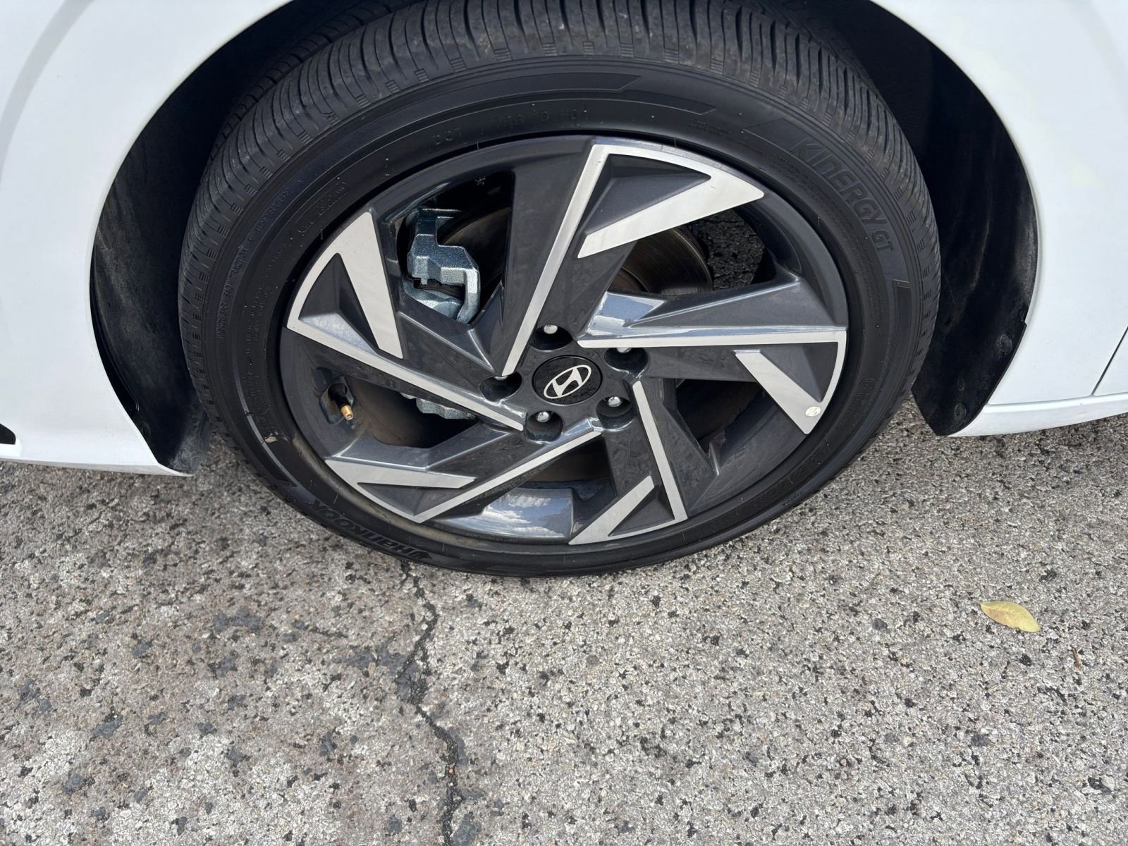 Thumbnail: 2025 Hyundai Elantra - 26