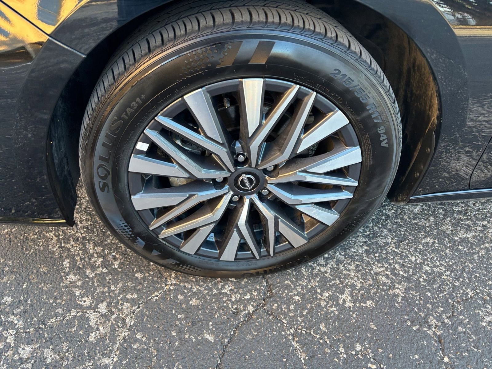 Thumbnail: 2025 Nissan Altima - 25