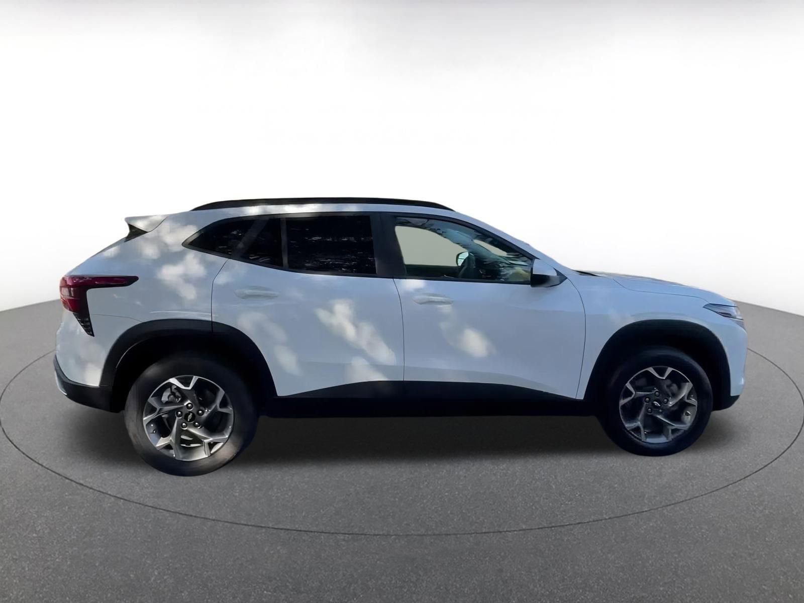 Thumbnail: 2025 Chevrolet Trax - 16