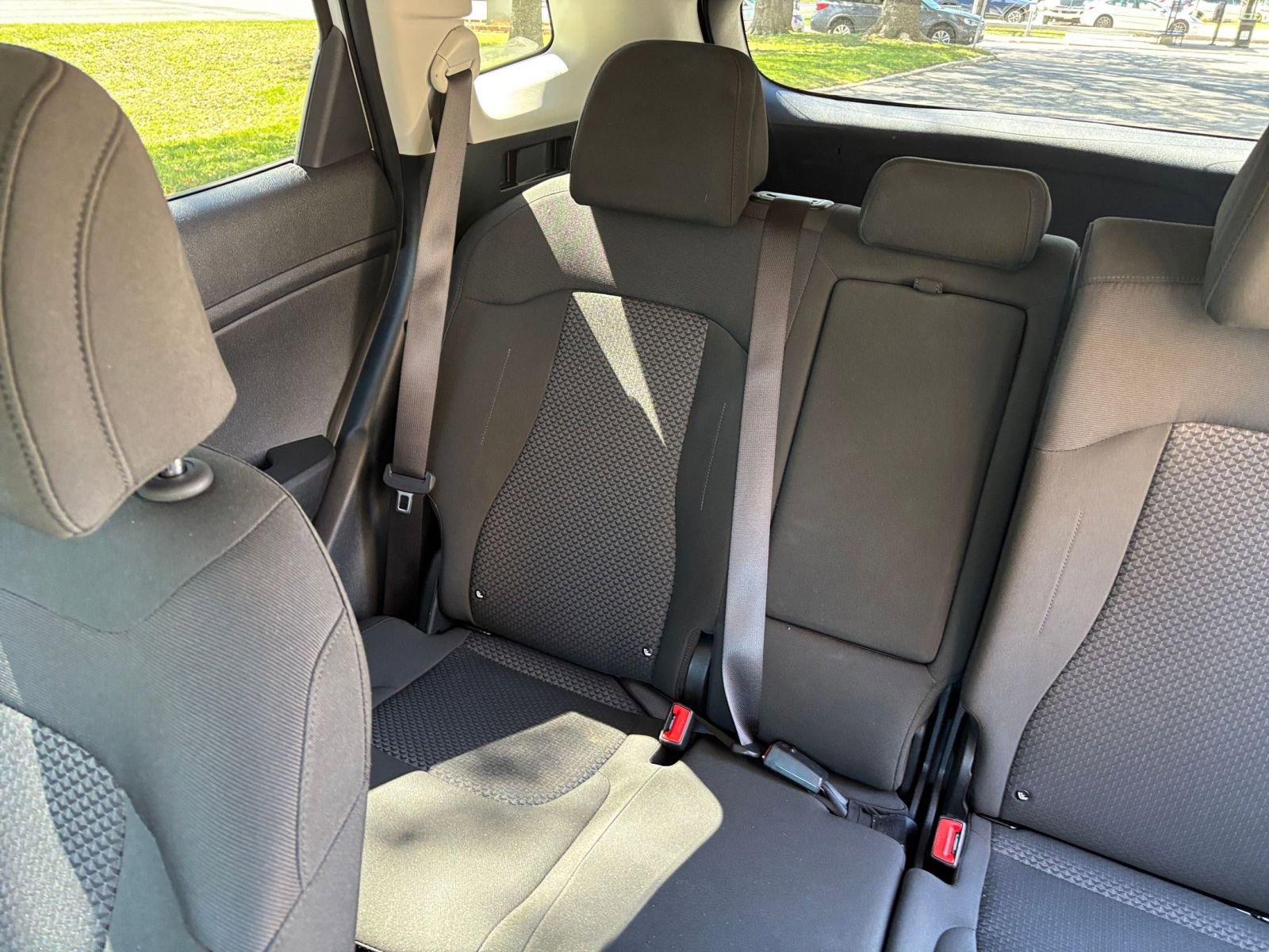 Thumbnail: 2025 Kia Sportage - 34