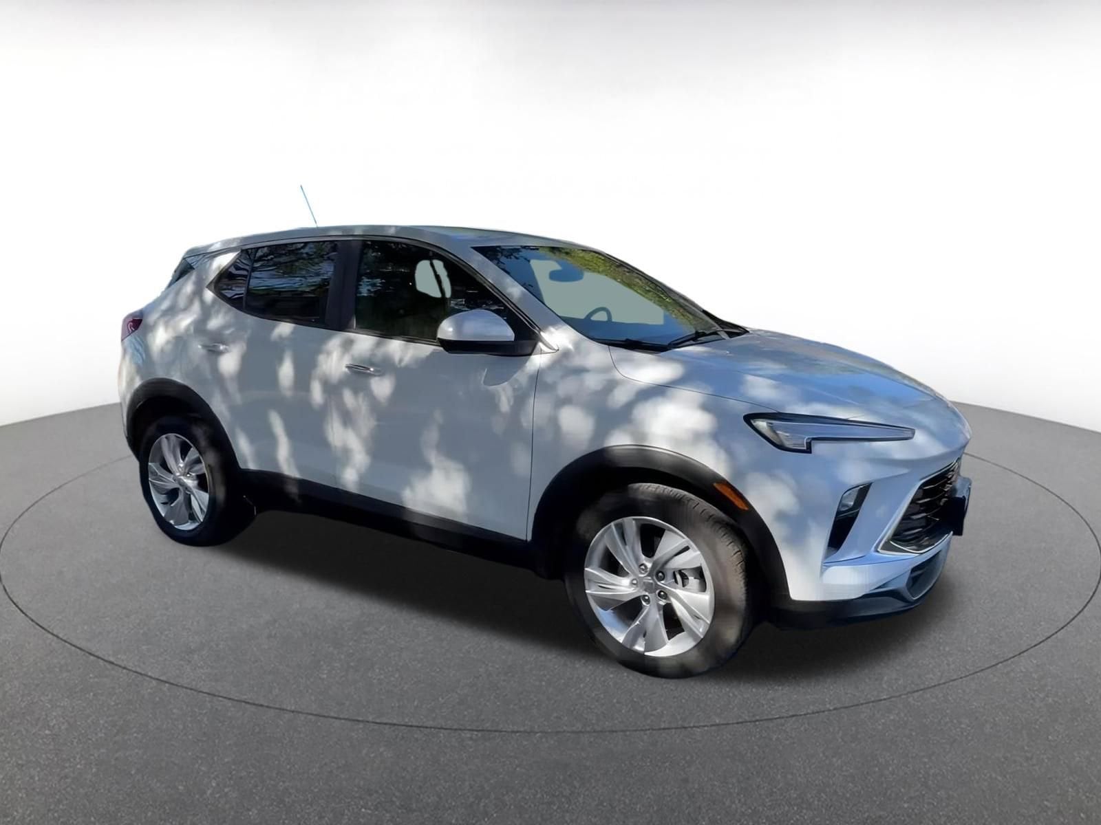 Thumbnail: 2025 Buick Encore GX - 2