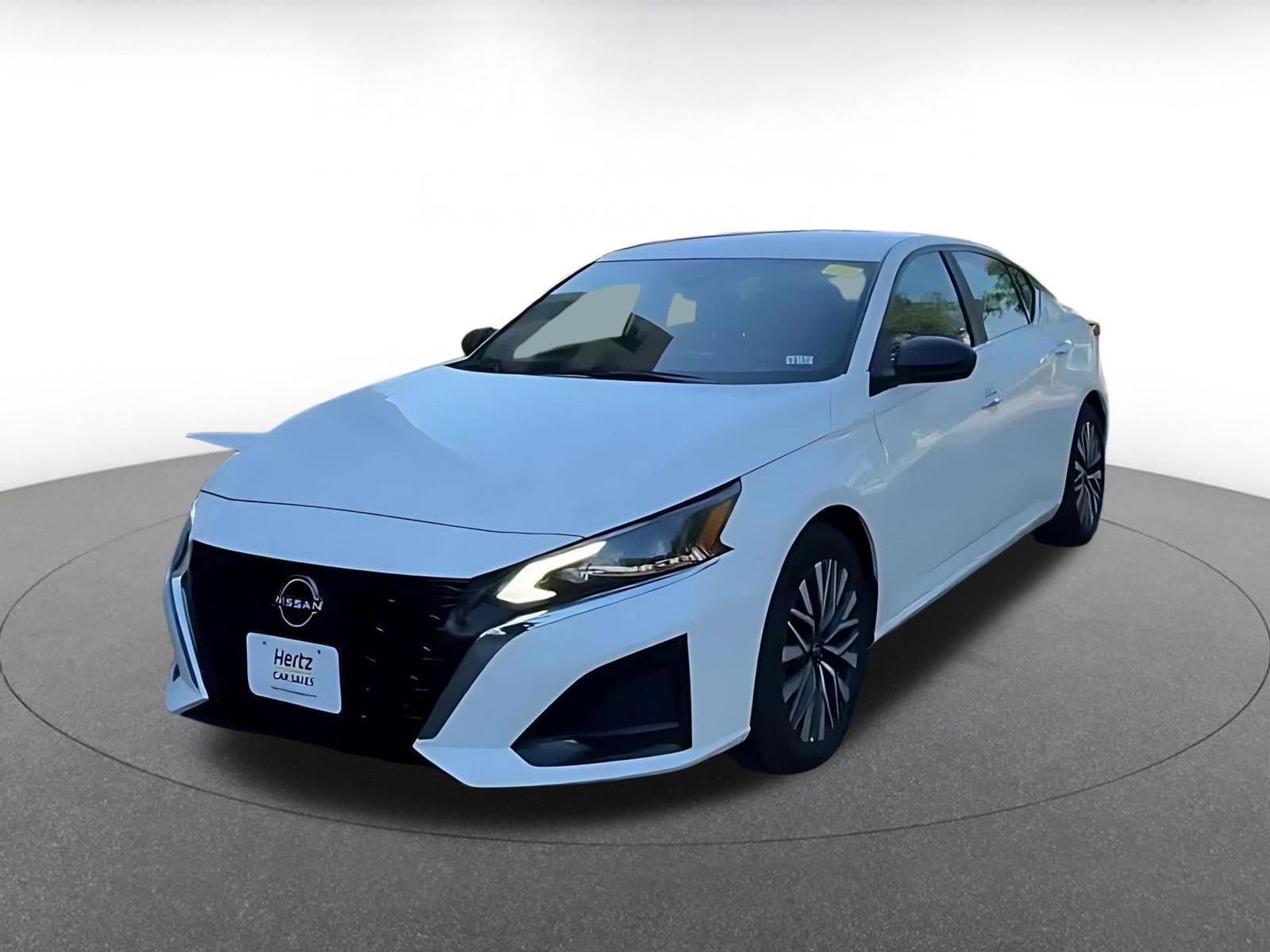 Thumbnail: 2025 Nissan Altima - 6