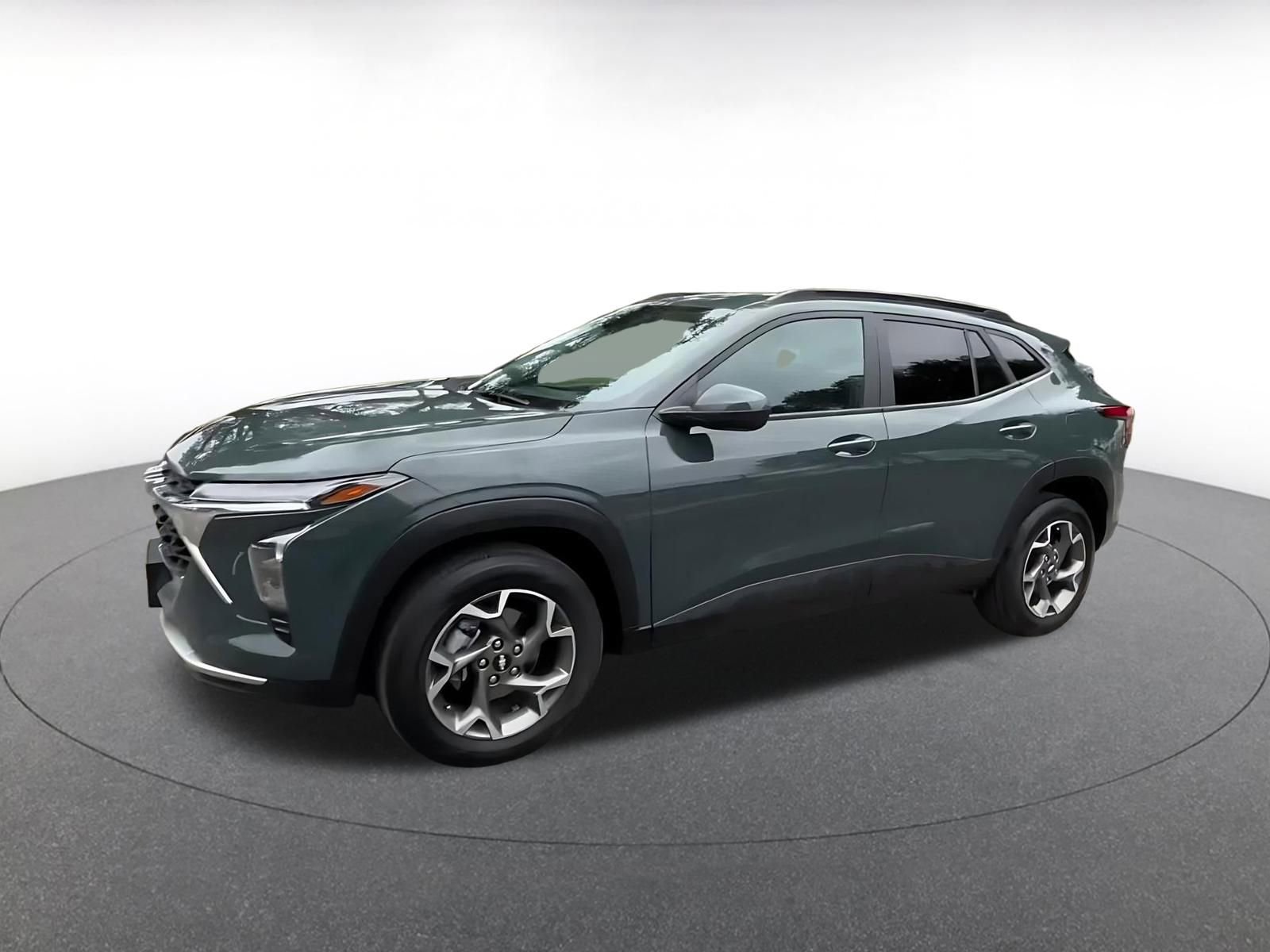 Thumbnail: 2025 Chevrolet Trax - 7