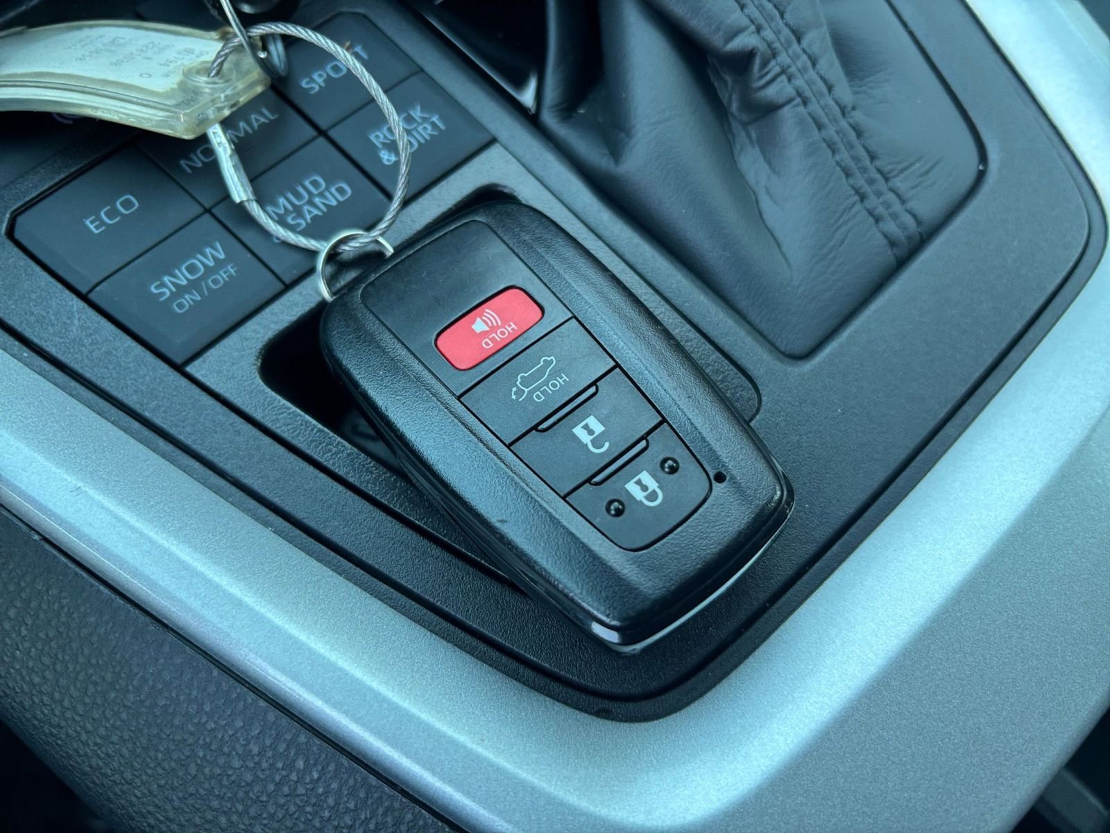 Thumbnail: 2025 Toyota RAV4 - 18