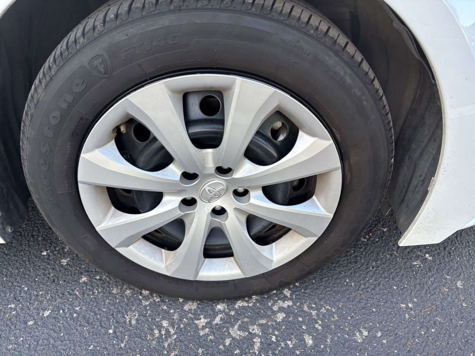 Thumbnail: 2025 Toyota Corolla - 28