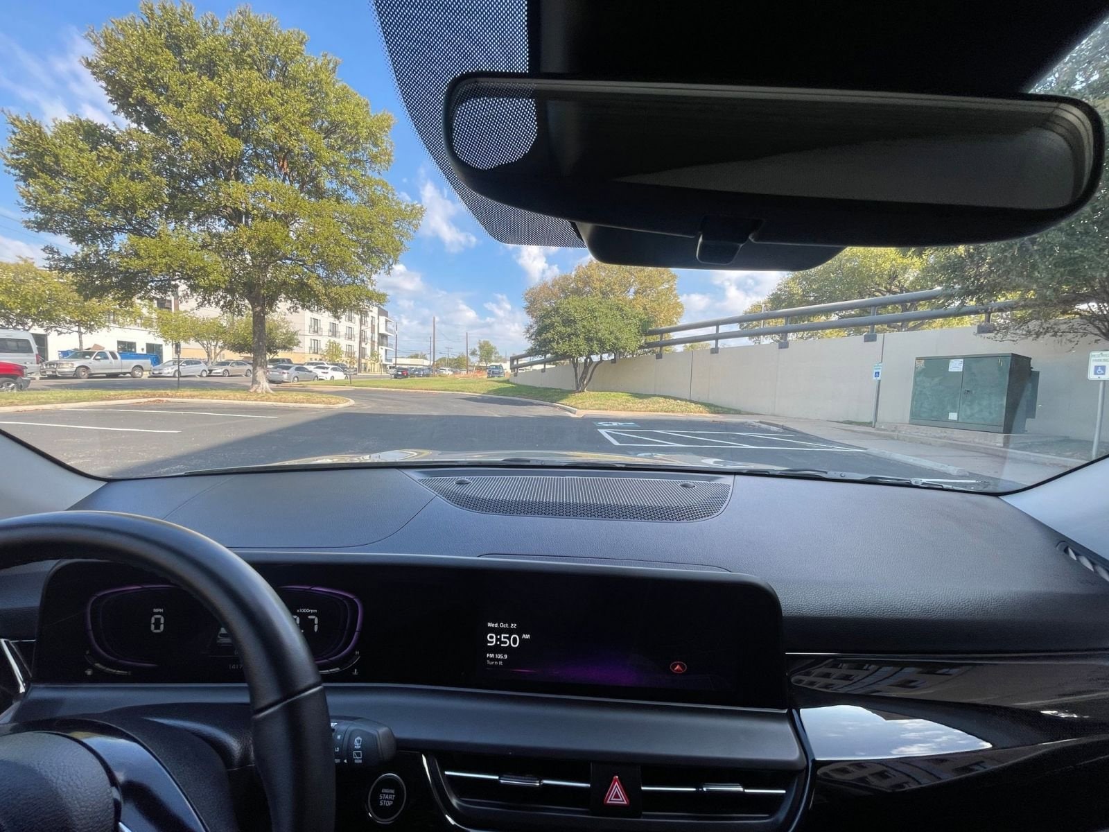 Thumbnail: 2025 Kia Seltos - 32