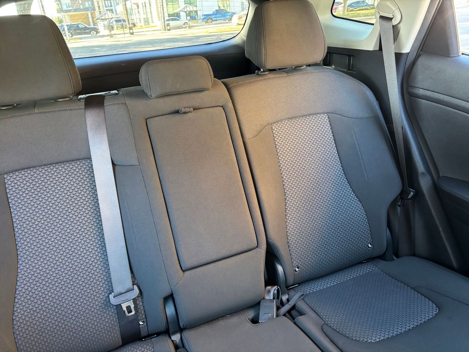 Thumbnail: 2025 Kia Sportage - 32