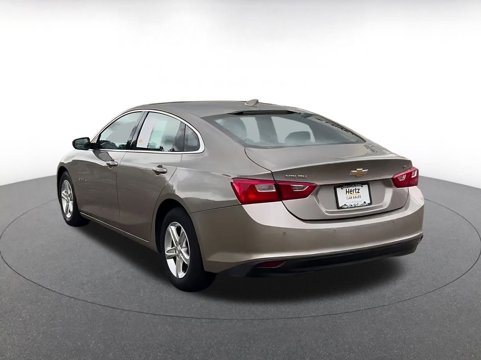 Thumbnail: 2024 Chevrolet Malibu - 11