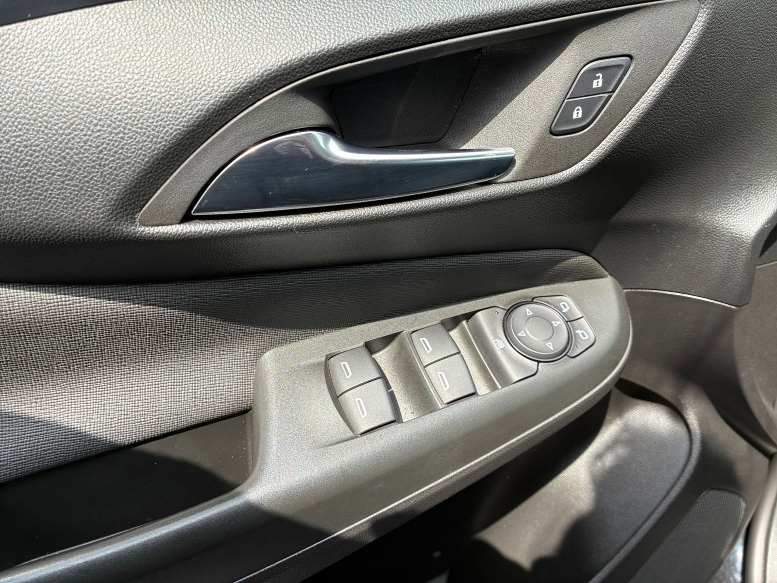 Thumbnail: 2025 Buick Envista - 18