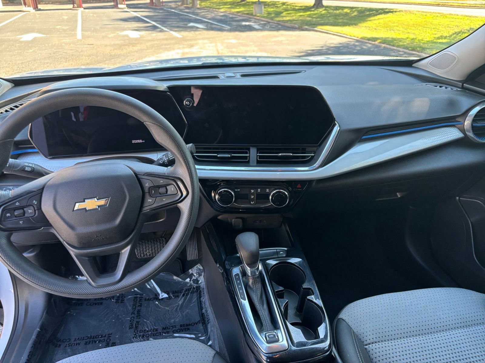 Thumbnail: 2025 Chevrolet Trax - 27