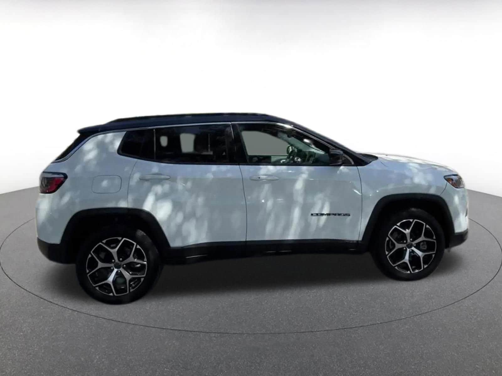 Thumbnail: 2025 Jeep Compass - 16