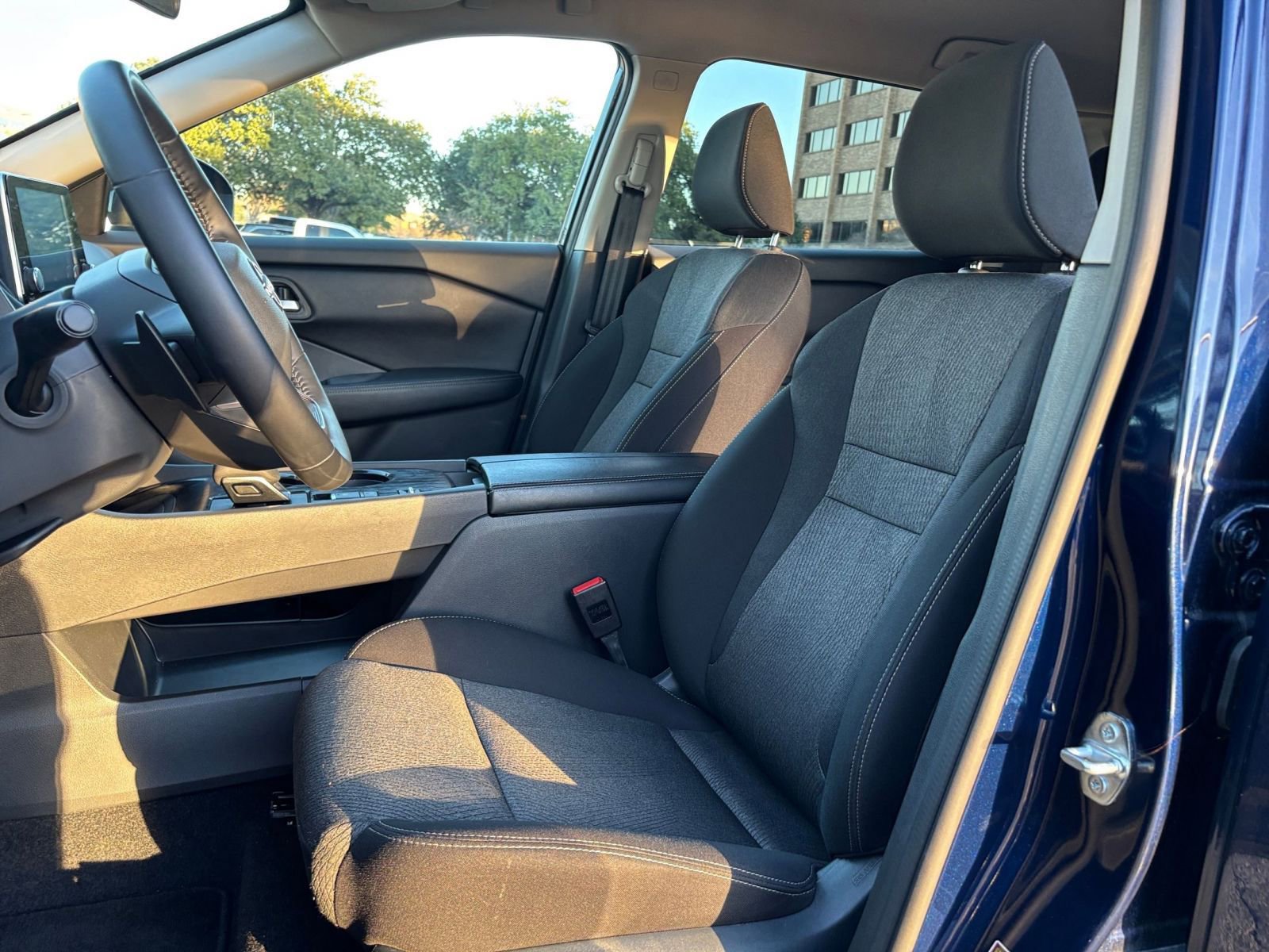 Thumbnail: 2025 Nissan Rogue - 21