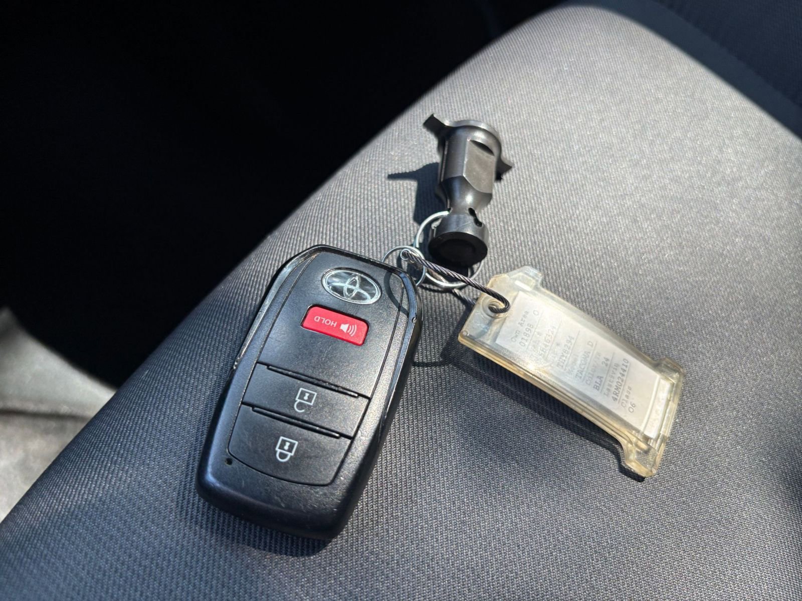 Thumbnail: 2024 Toyota Tacoma - 18