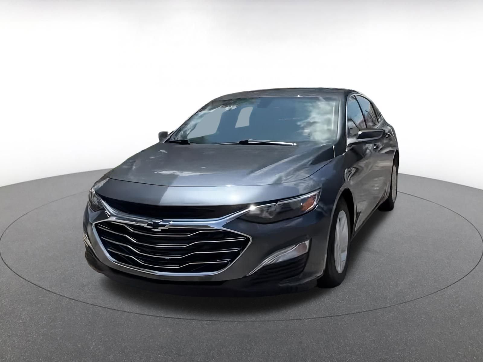 Thumbnail: 2021 Chevrolet Malibu - 5