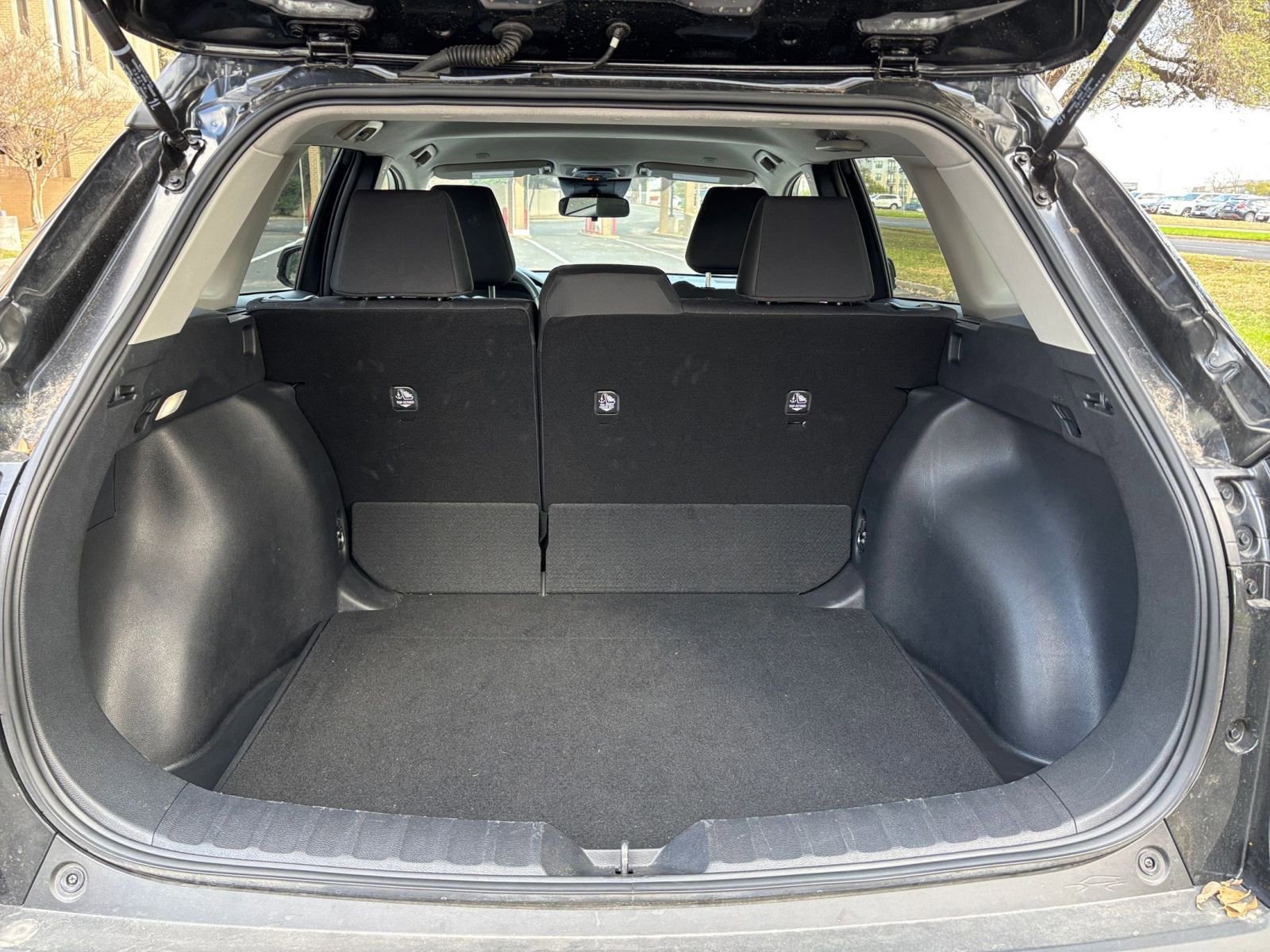 Thumbnail: 2025 Toyota Corolla Cross - 26