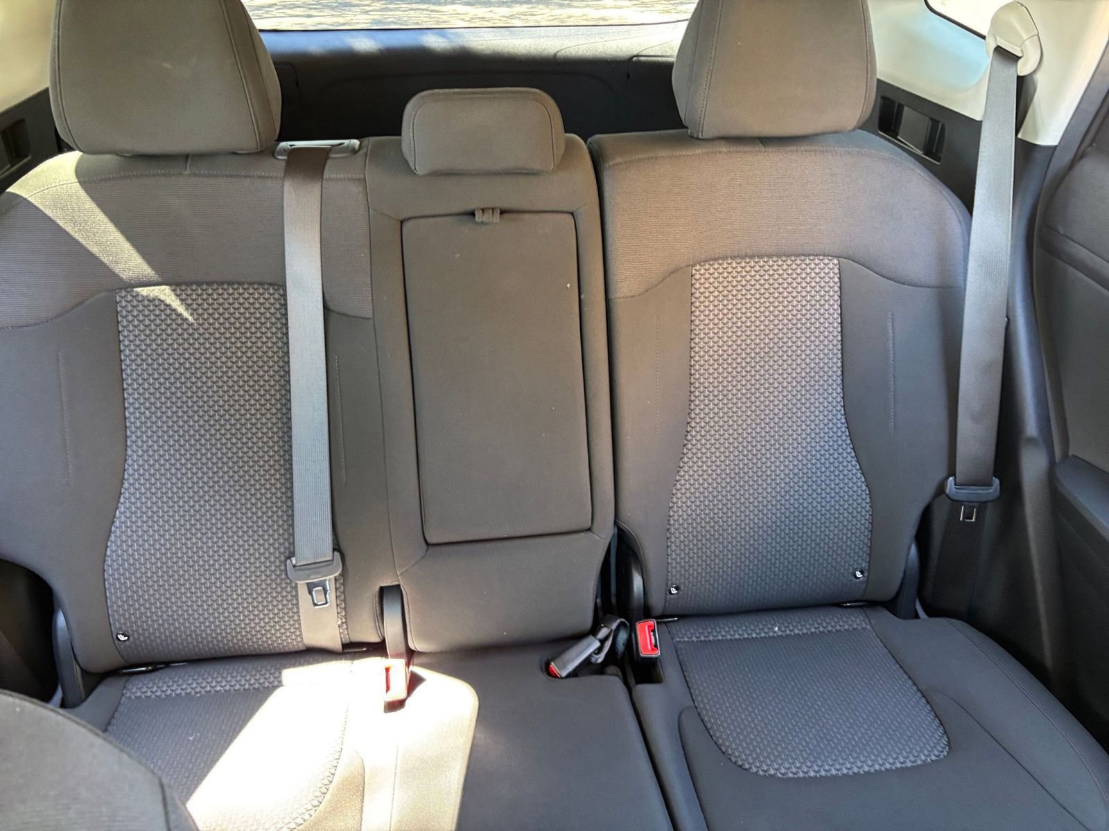 Thumbnail: 2025 Kia Sportage - 33