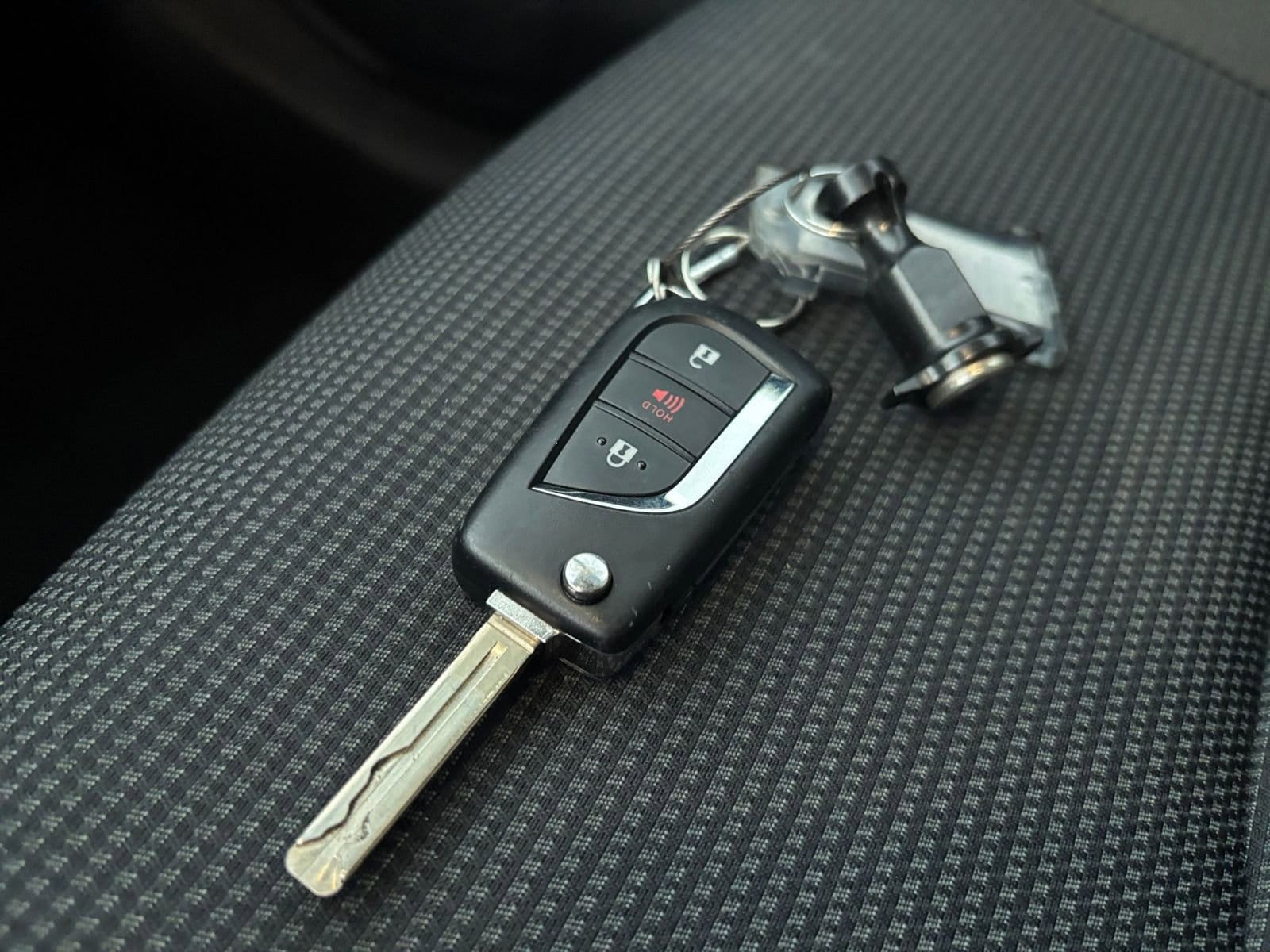 Thumbnail: 2025 Toyota RAV4 - 18