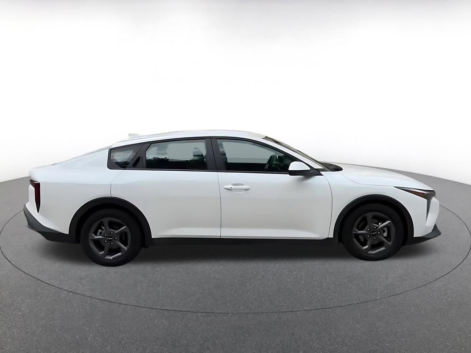 Thumbnail: 2025 Kia K4 - 15