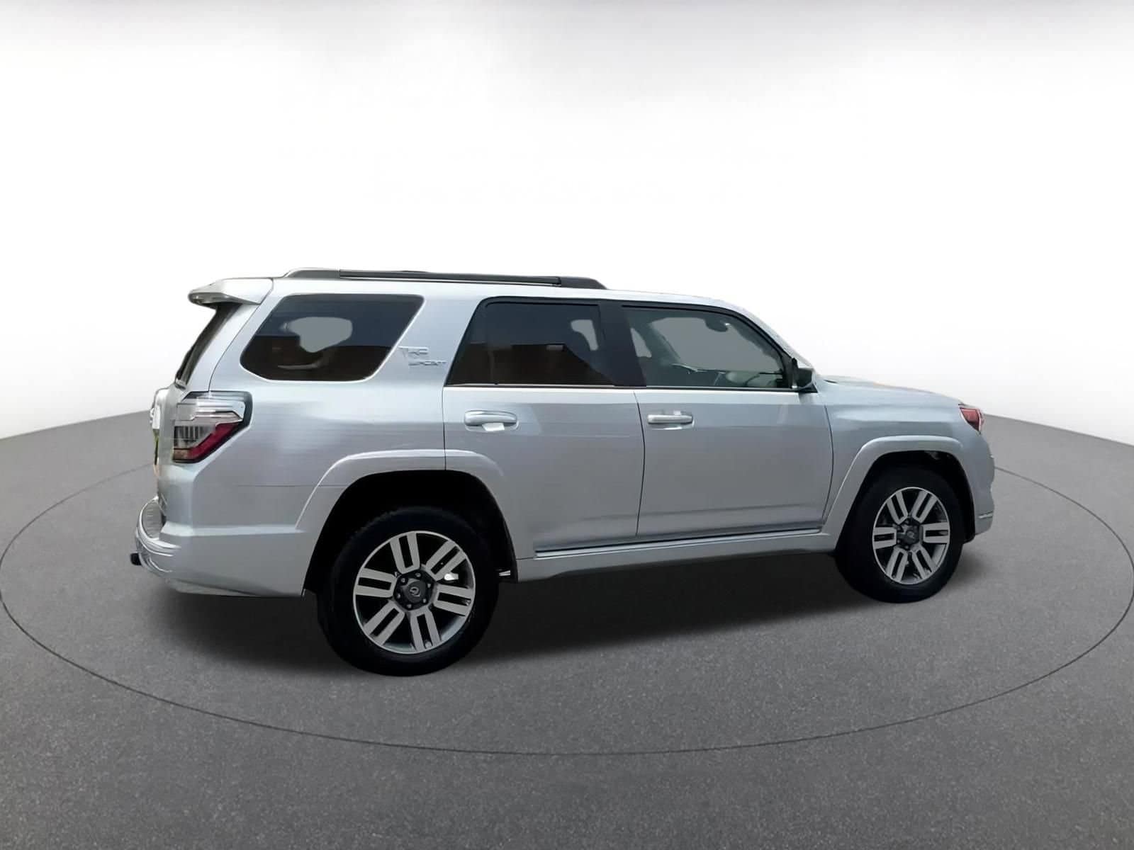 Thumbnail: 2024 Toyota 4Runner - 13
