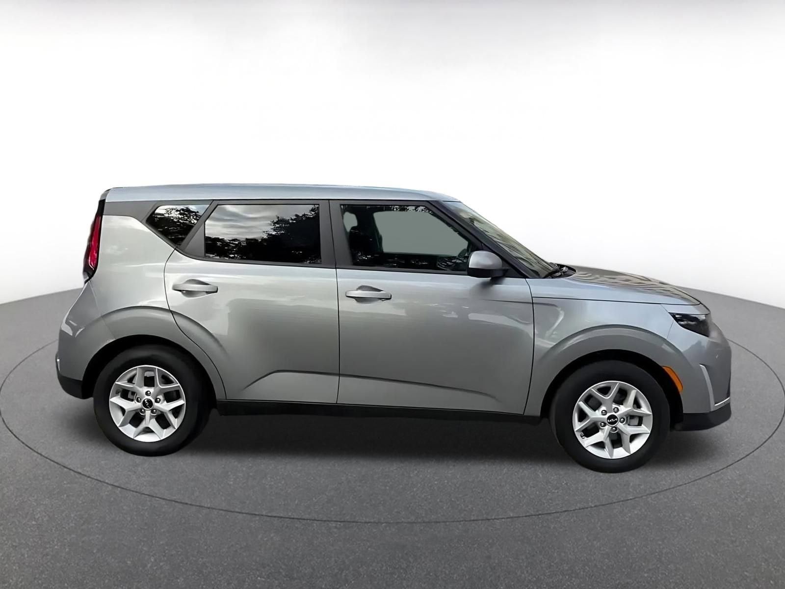 Thumbnail: 2025 Kia Soul - 16