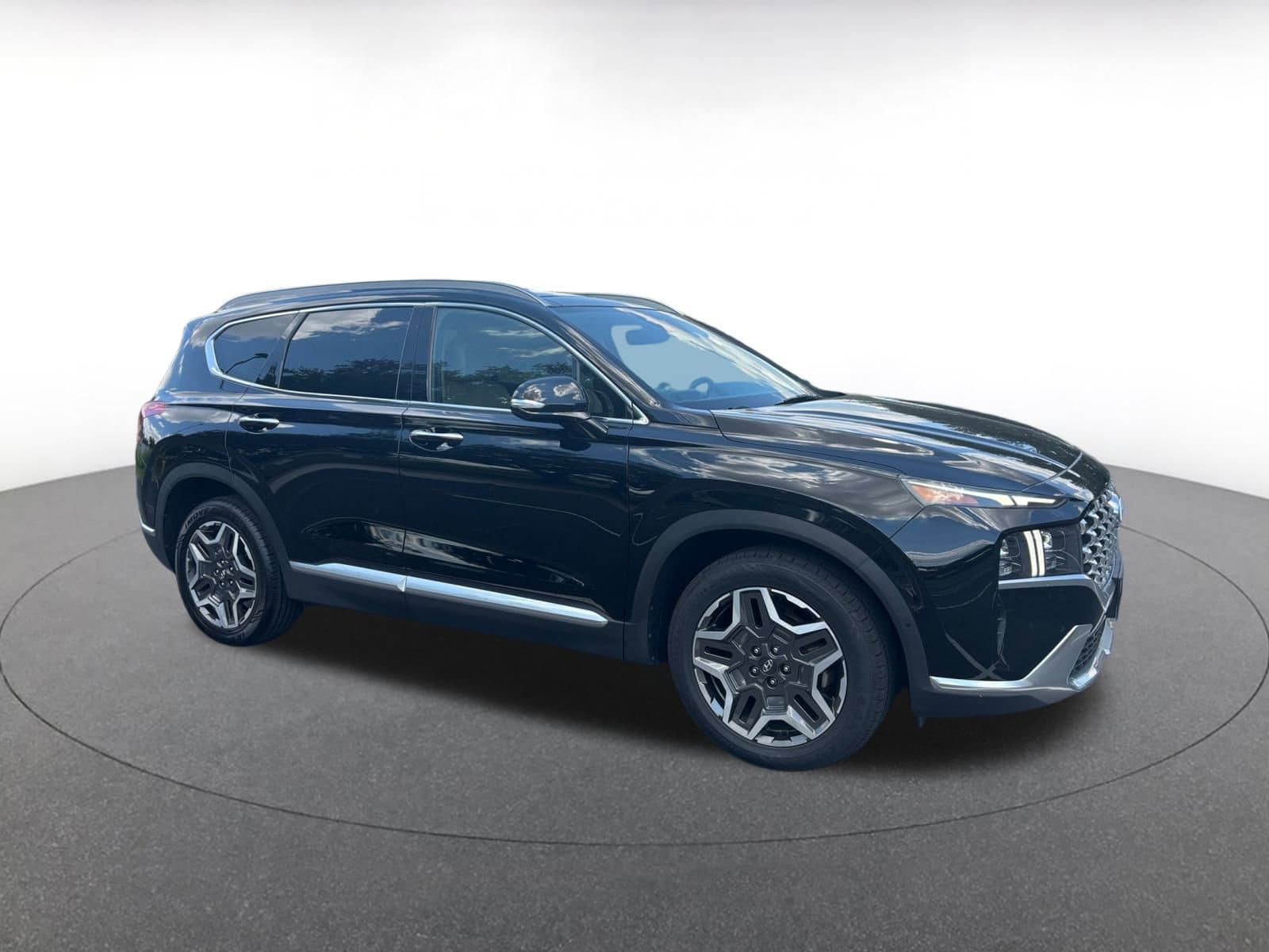 Thumbnail: 2023 Hyundai Santa Fe - 1