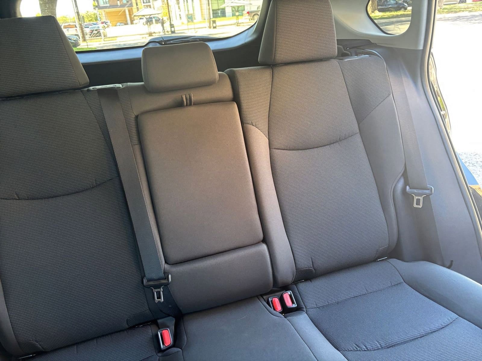 Thumbnail: 2025 Toyota RAV4 - 31