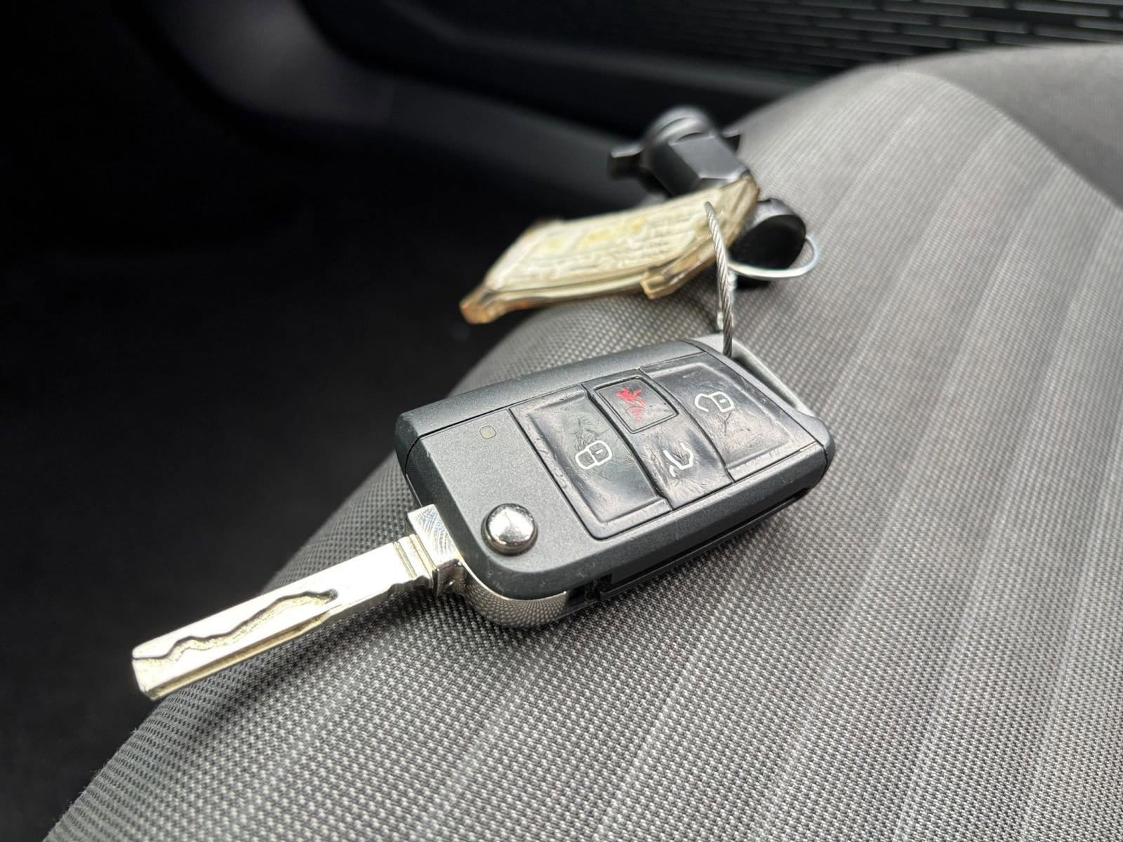 Thumbnail: 2025 Volkswagen Jetta - 18