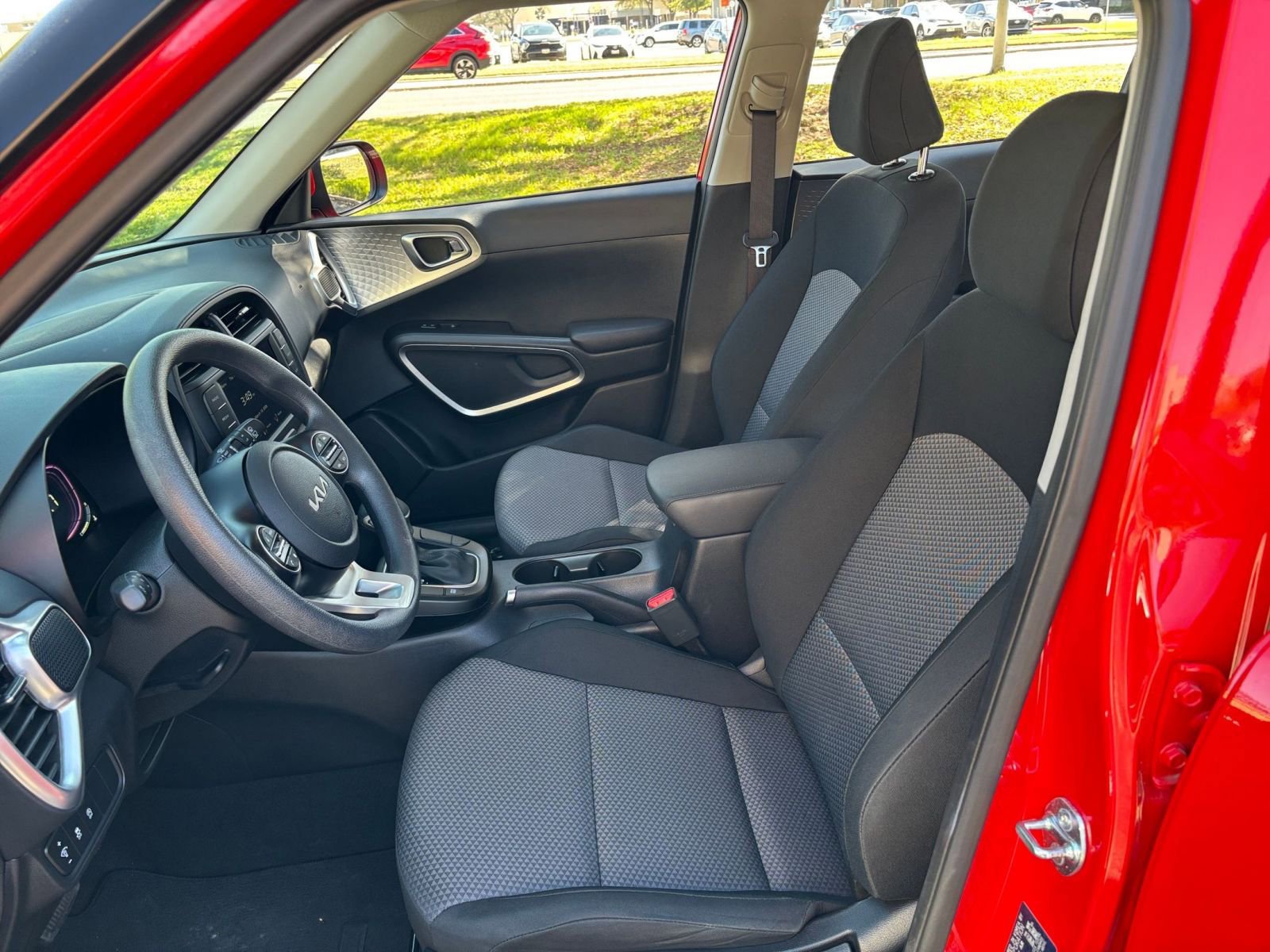 Thumbnail: 2025 Kia Soul - 31