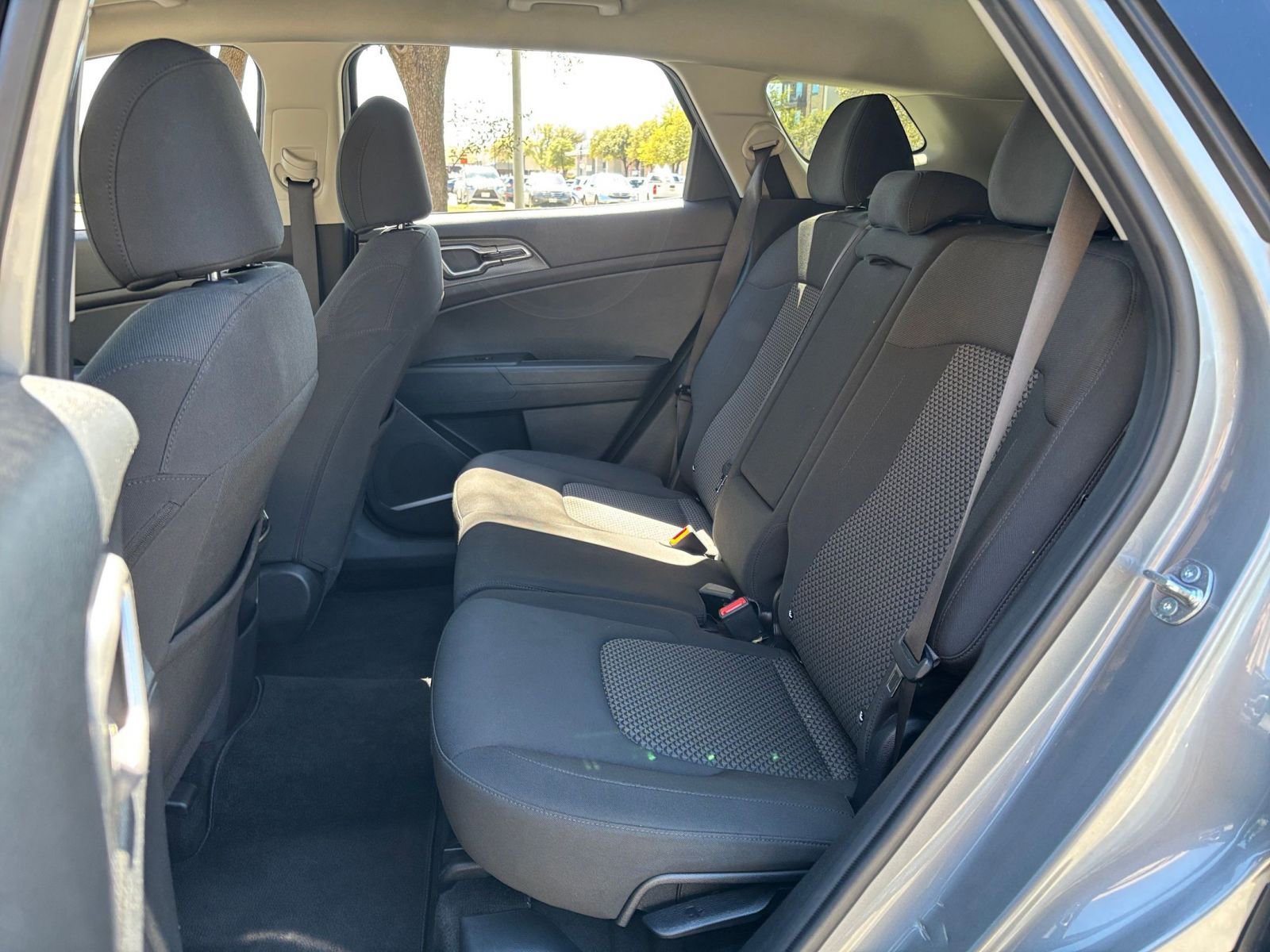 Thumbnail: 2025 Kia Sportage - 21