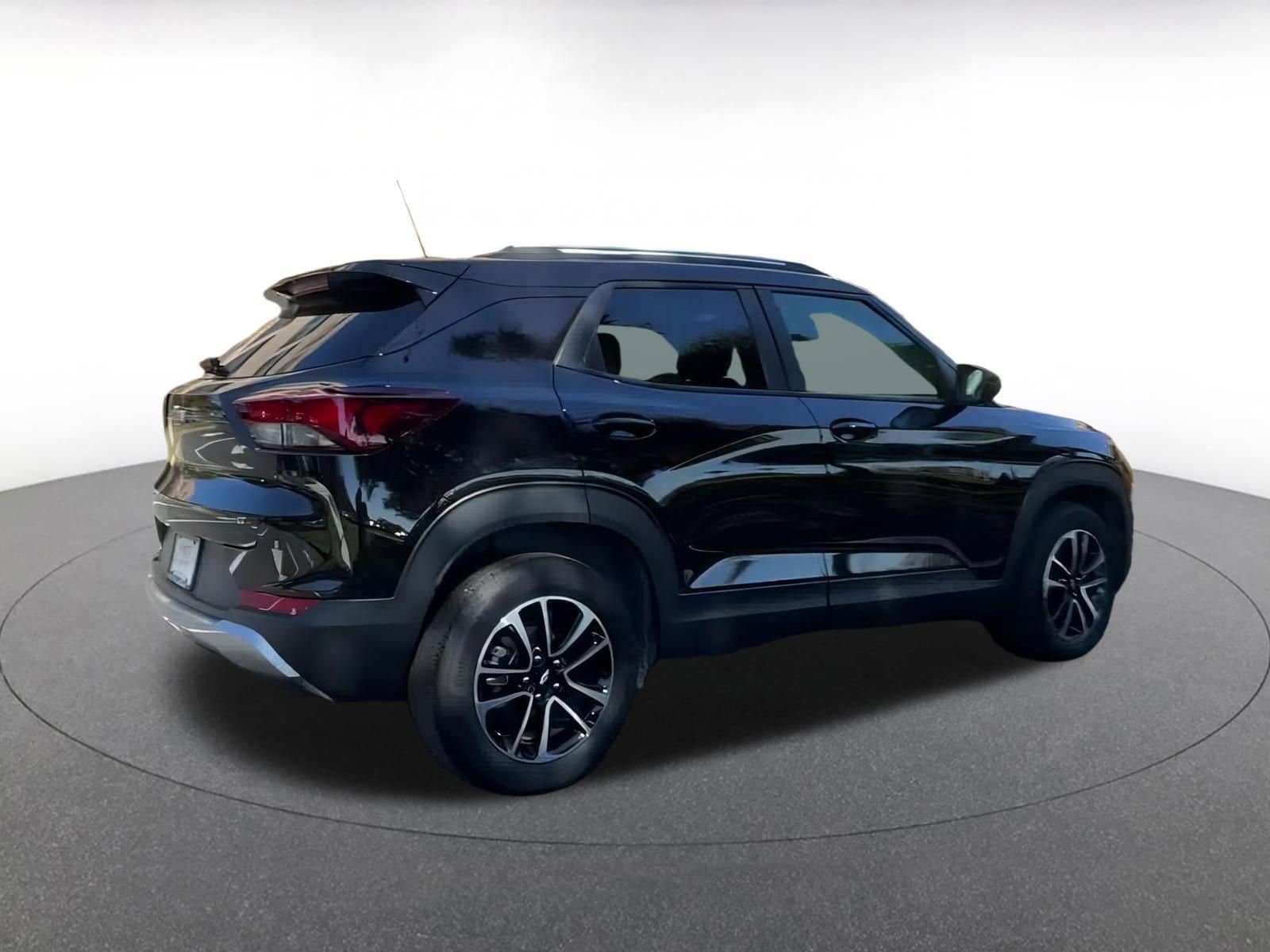 Thumbnail: 2025 Chevrolet TrailBlazer - 13