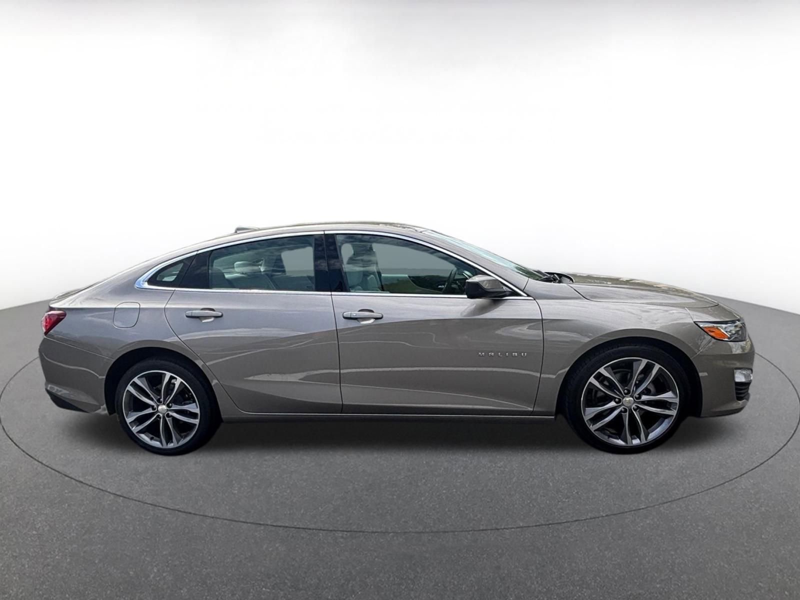 Thumbnail: 2024 Chevrolet Malibu - 15