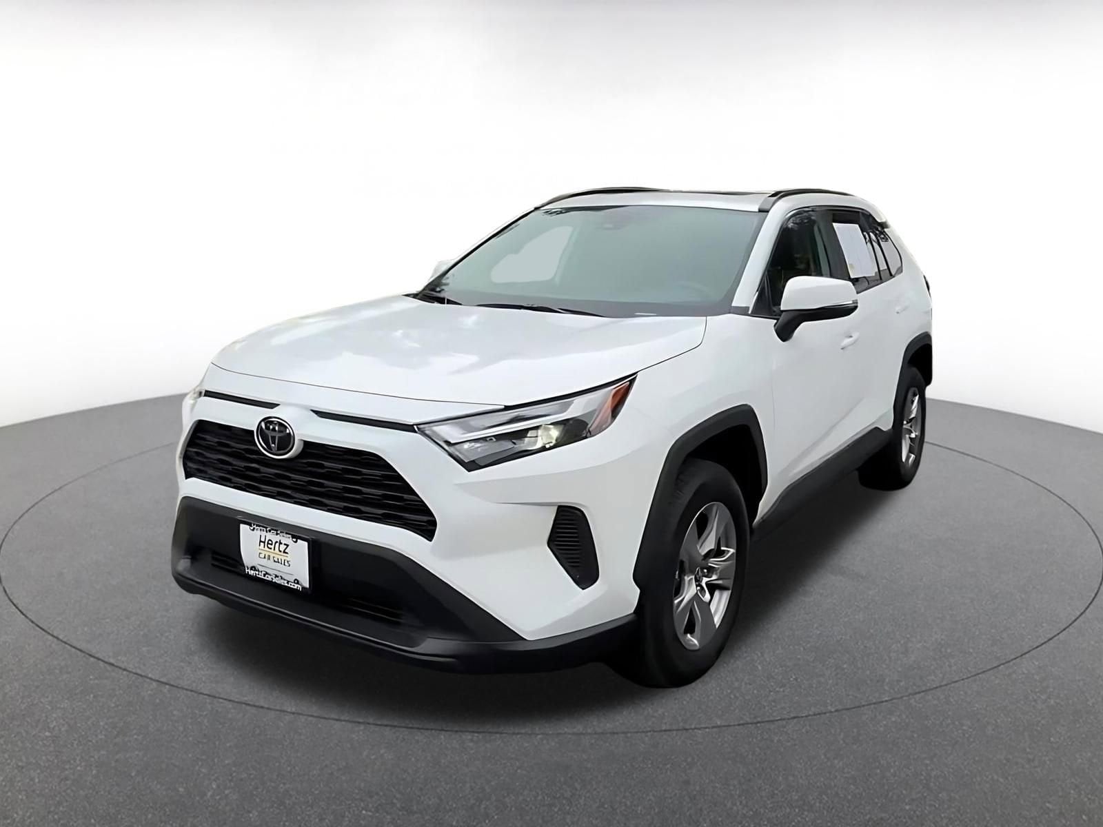 Thumbnail: 2025 Toyota RAV4 - 6