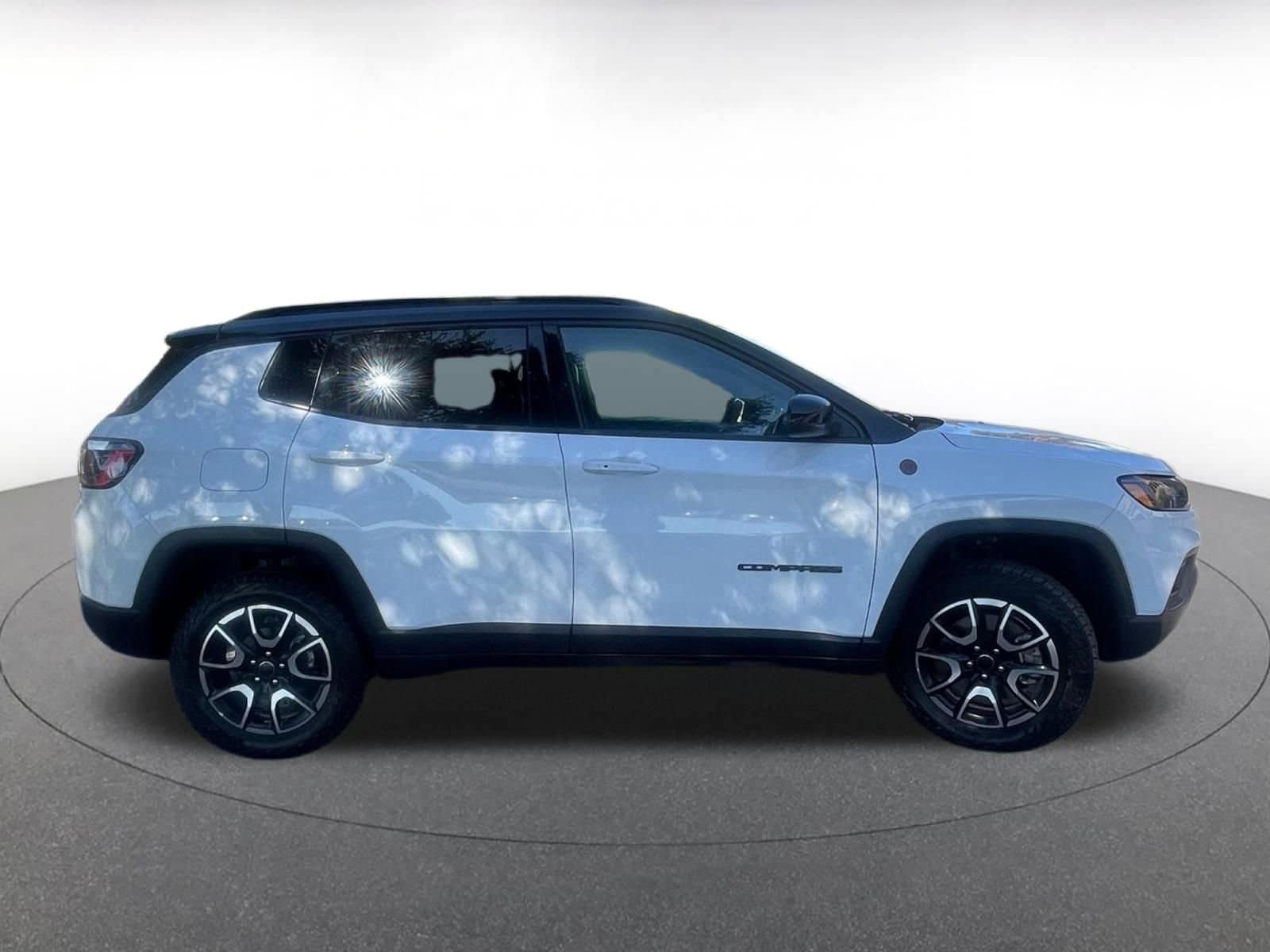 Thumbnail: 2025 Jeep Compass - 15