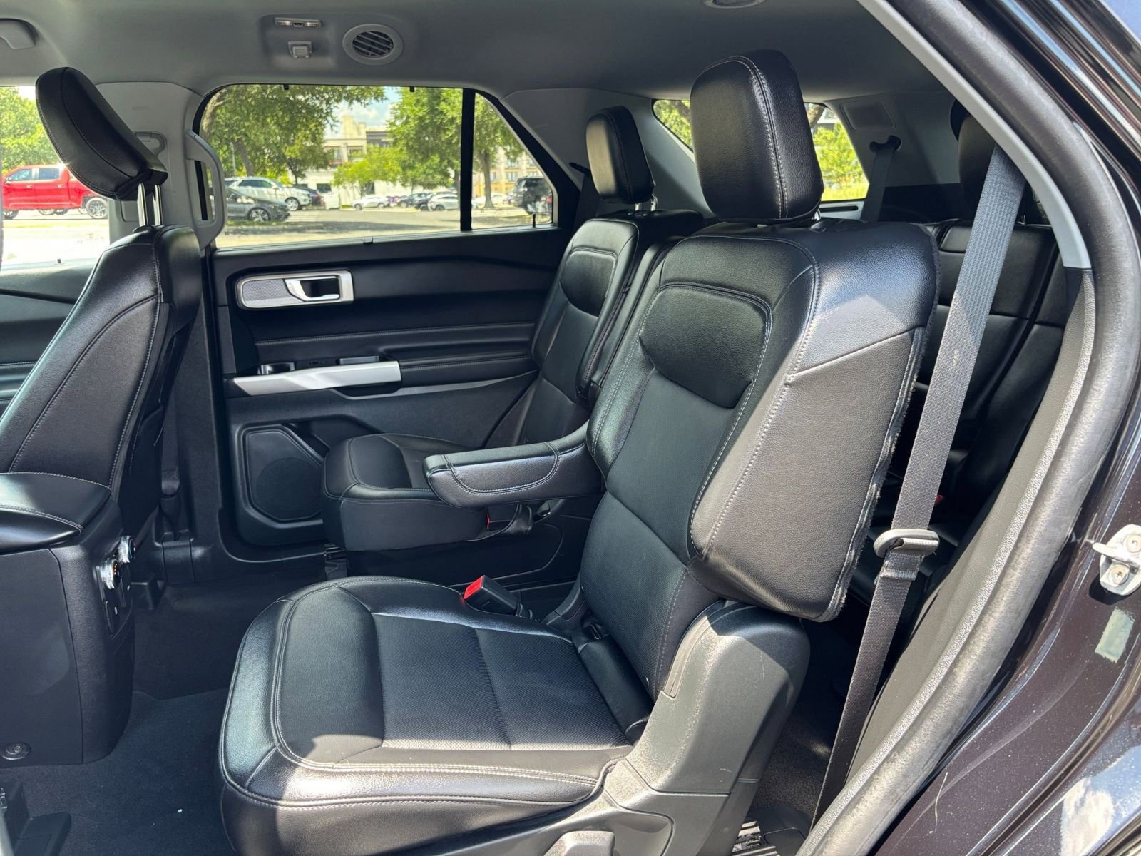 Thumbnail: 2024 Ford Explorer - 26