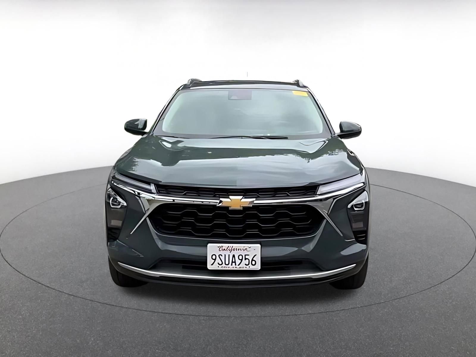 Thumbnail: 2025 Chevrolet Trax - 5