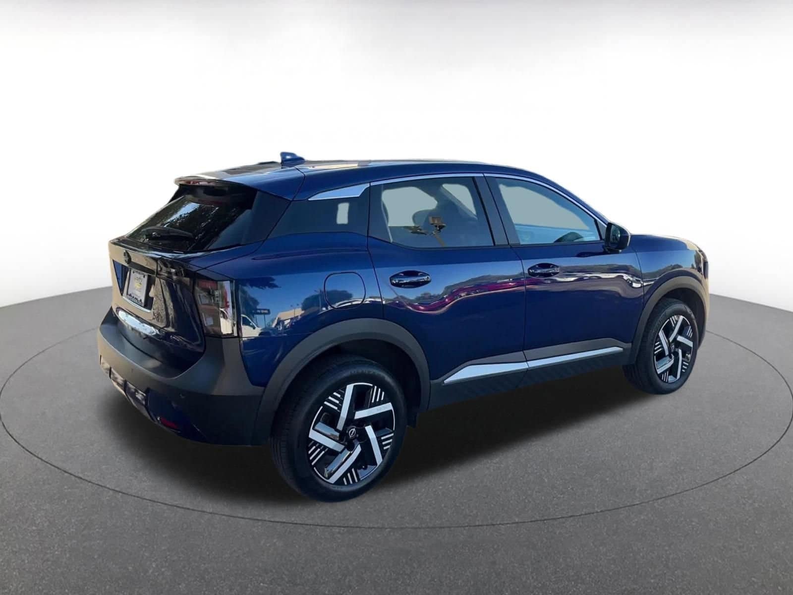 Thumbnail: 2025 Nissan Kicks - 15