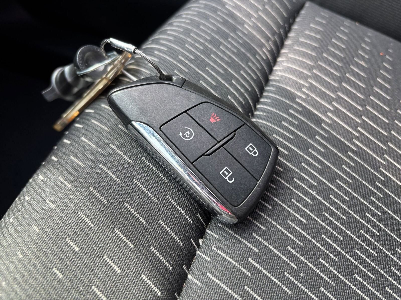 Thumbnail: 2025 Chevrolet Equinox - 18