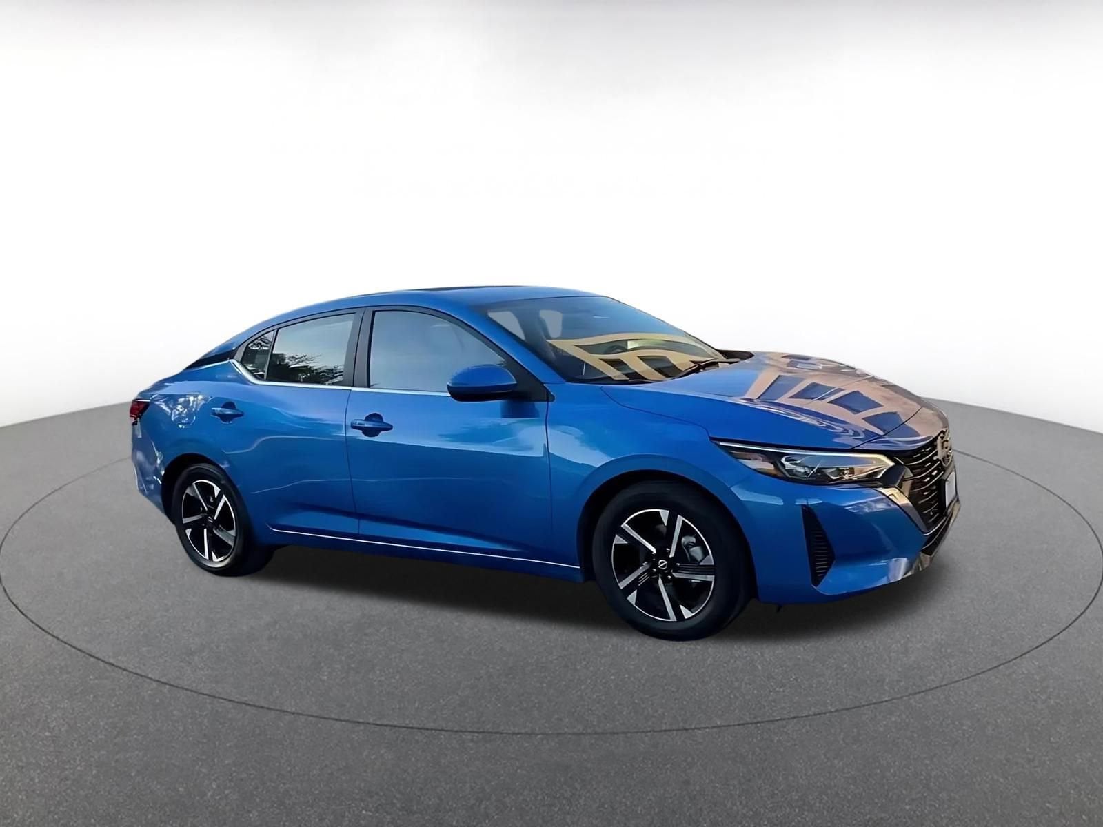 Thumbnail: 2025 Nissan Sentra - 2