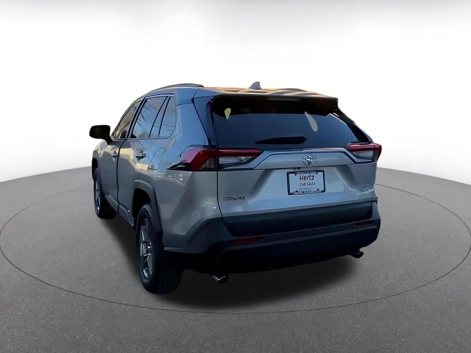 Thumbnail: 2025 Toyota RAV4 - 11