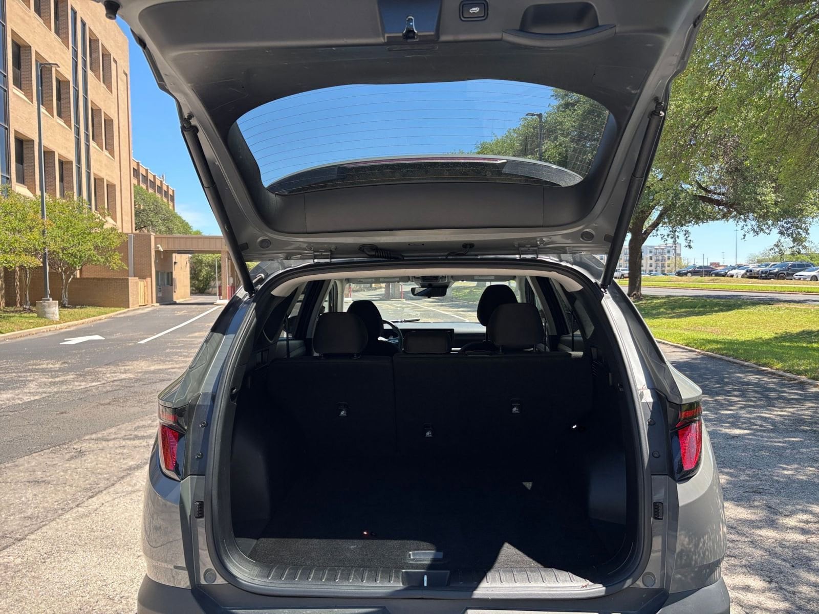 Thumbnail: 2025 Hyundai Tucson - 26