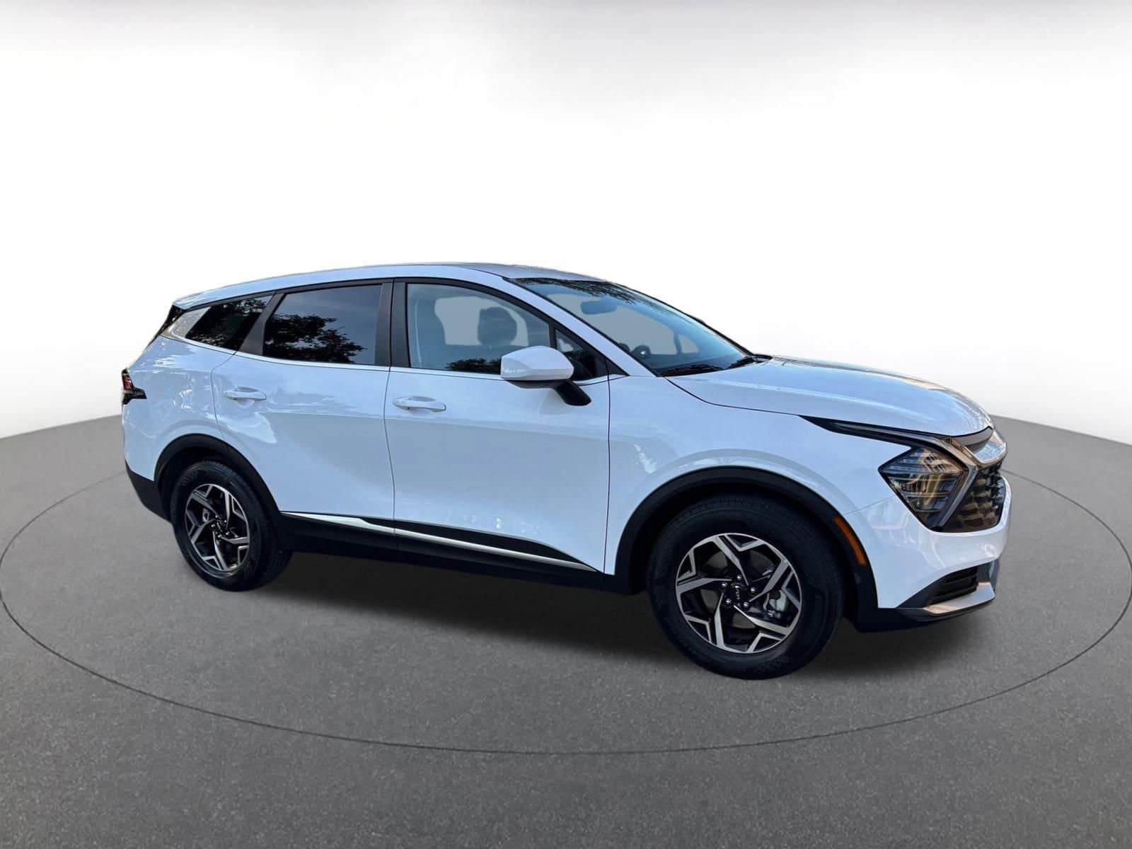 Thumbnail: 2025 Kia Sportage - 1