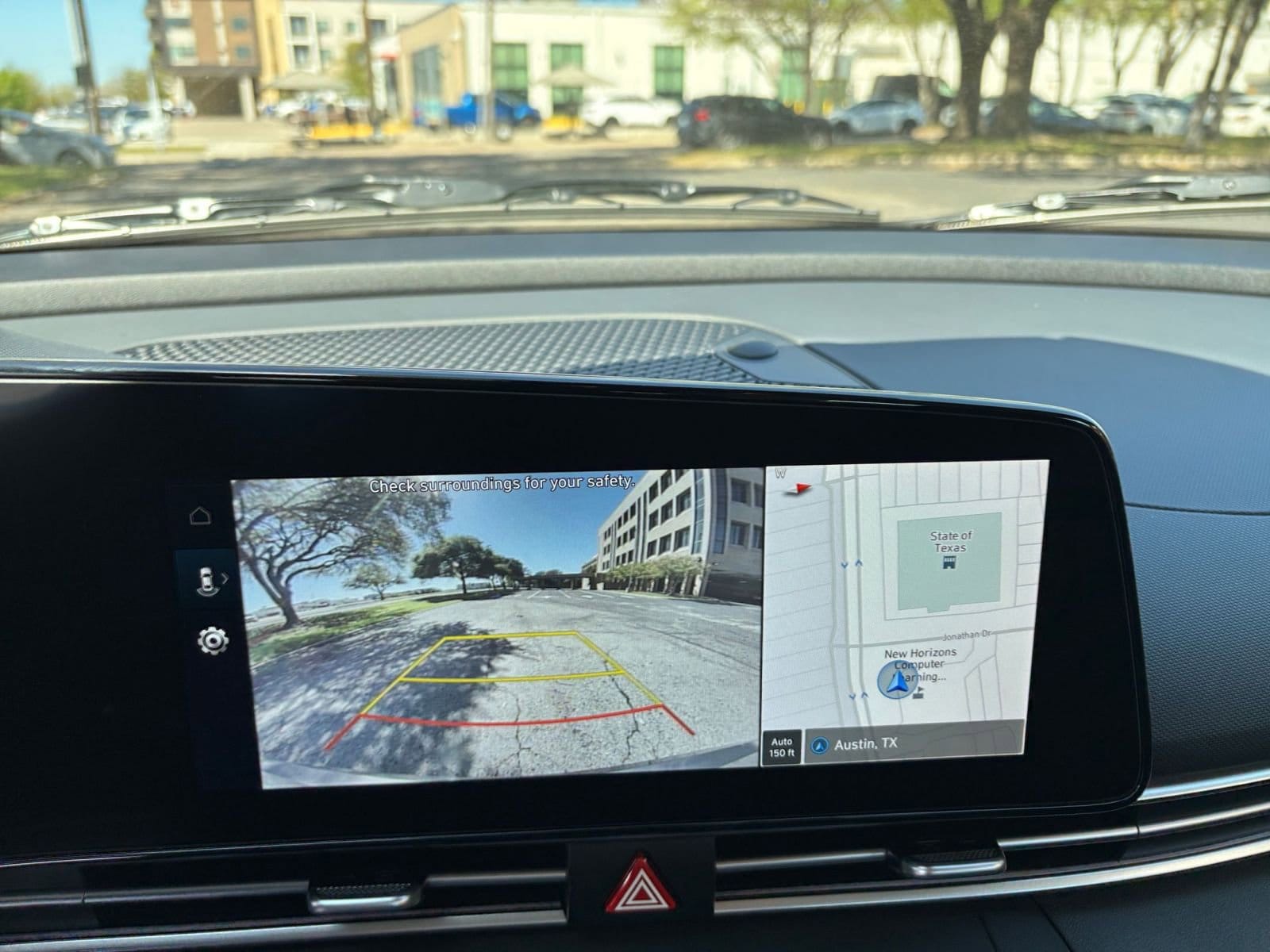 Thumbnail: 2025 Hyundai Elantra - 20