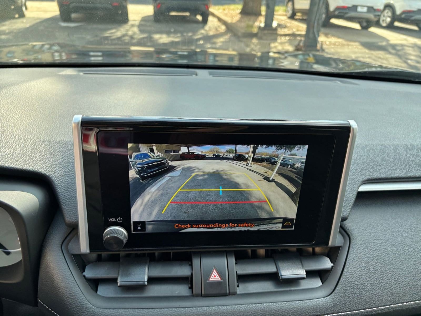 Thumbnail: 2025 Toyota RAV4 - 17