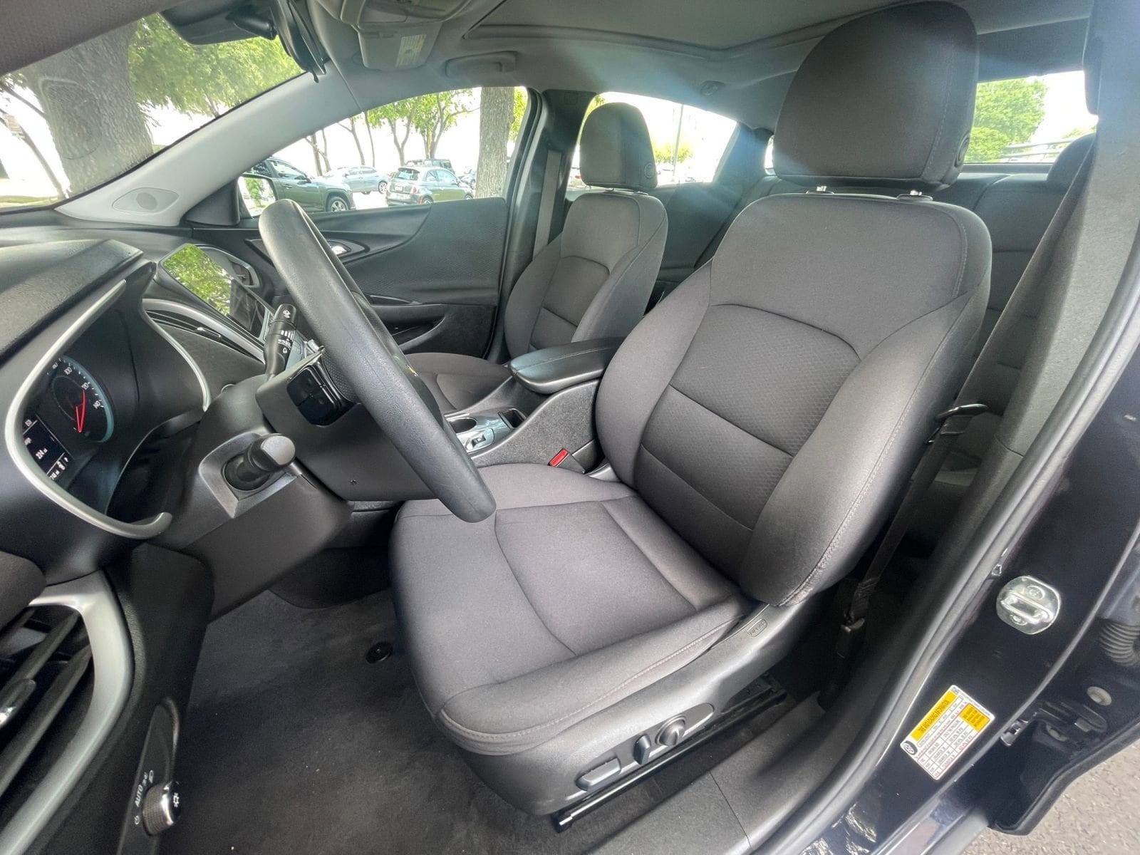 Thumbnail: 2023 Chevrolet Malibu - 35