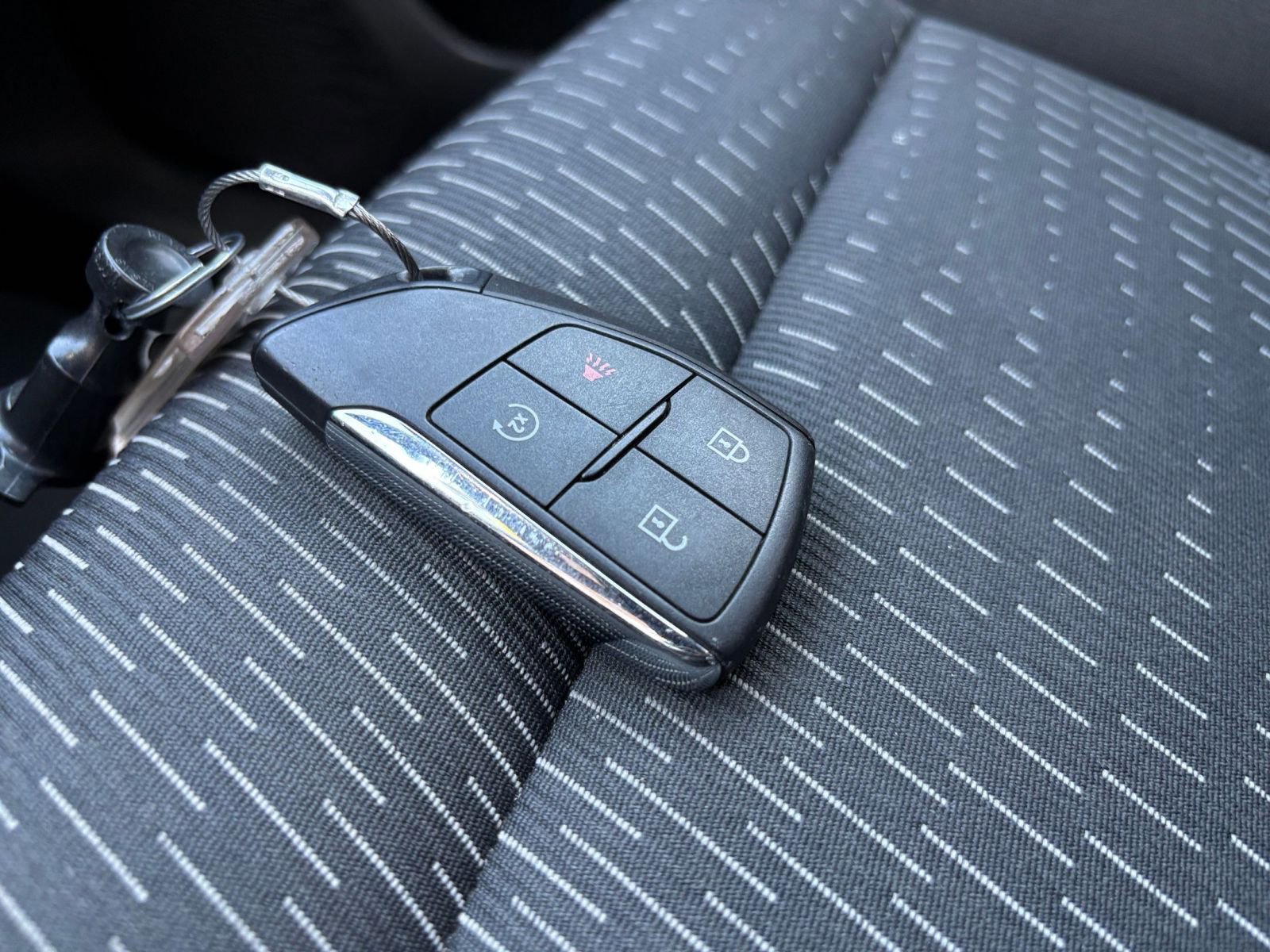 Thumbnail: 2025 Chevrolet Equinox - 18