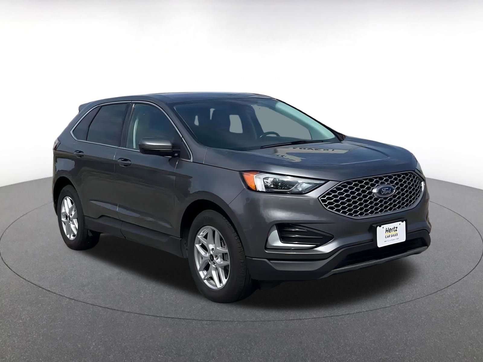Thumbnail: 2023 Ford Edge - 3
