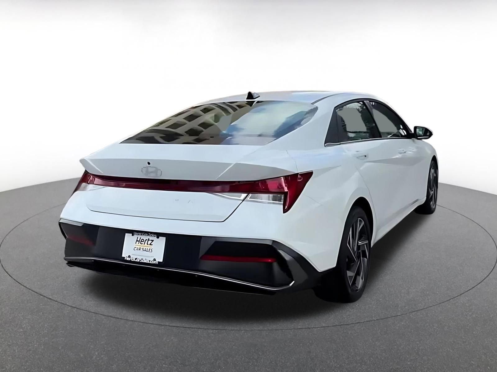 Thumbnail: 2025 Hyundai Elantra - 13