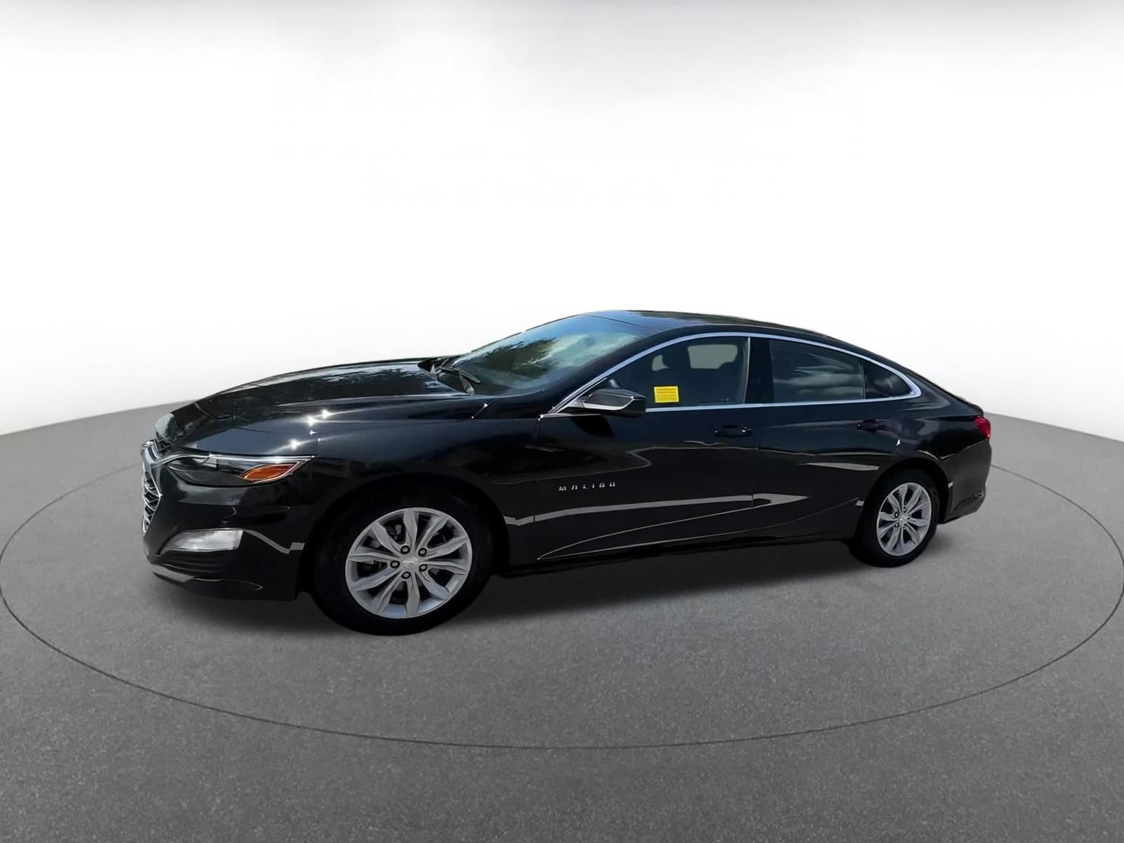 Thumbnail: 2024 Chevrolet Malibu - 6